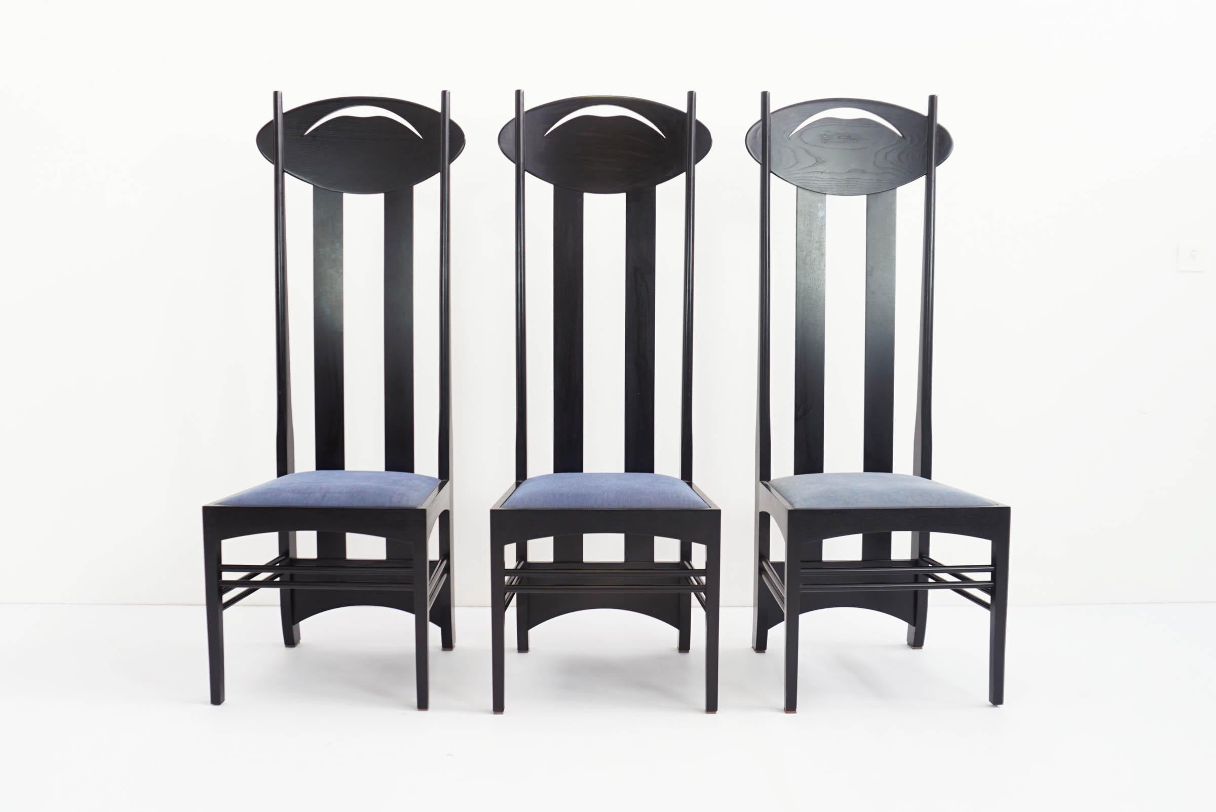 Chairs designed by Charles Rennie Mackintosch for the tea room of Argyle Street, 1897
Produced by Cassina in the 1973, in the 