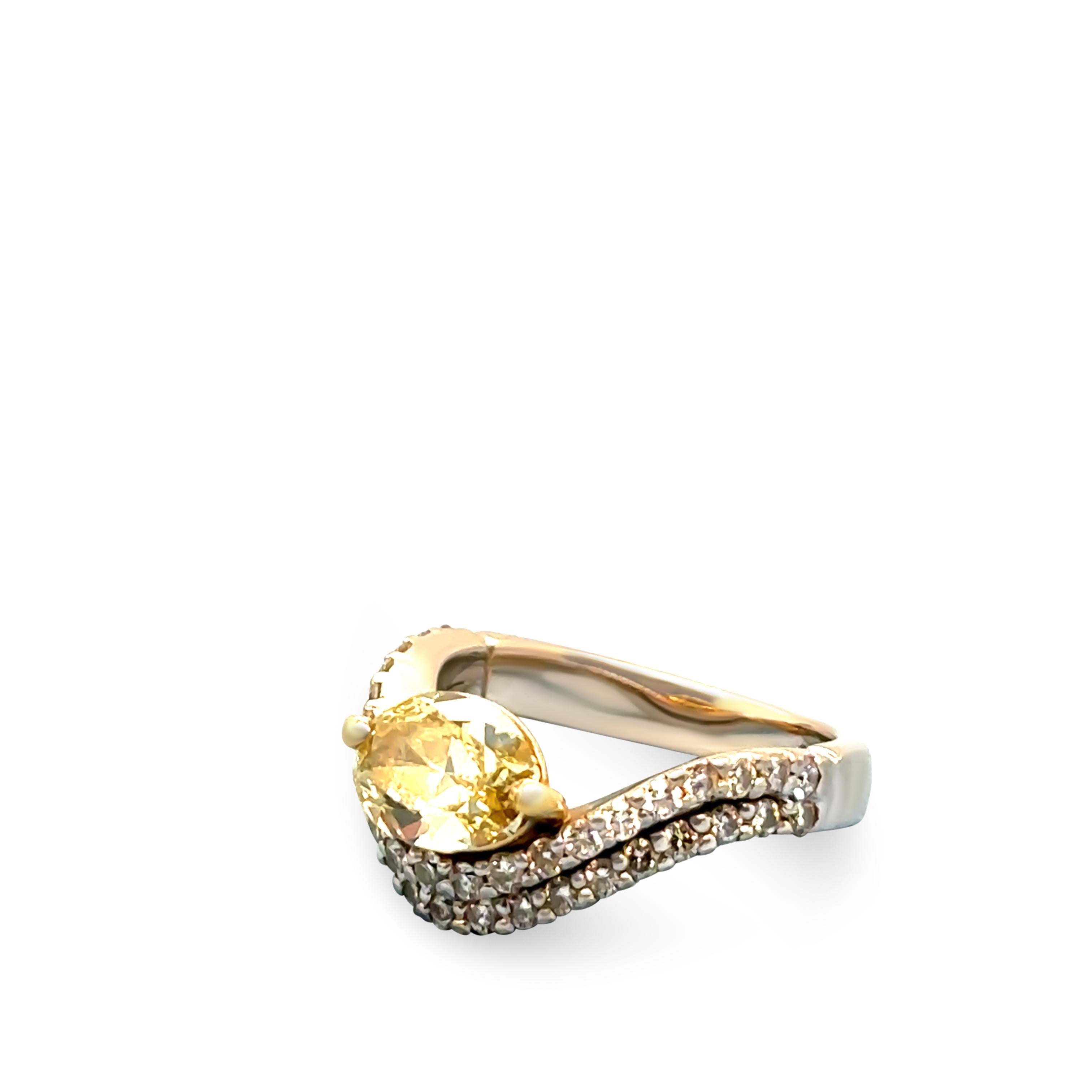 Argyle Diamonds 18ct White & Yellow Gold Diamond Ring Set 2.34ct In Excellent Condition For Sale In SYDNEY, NSW