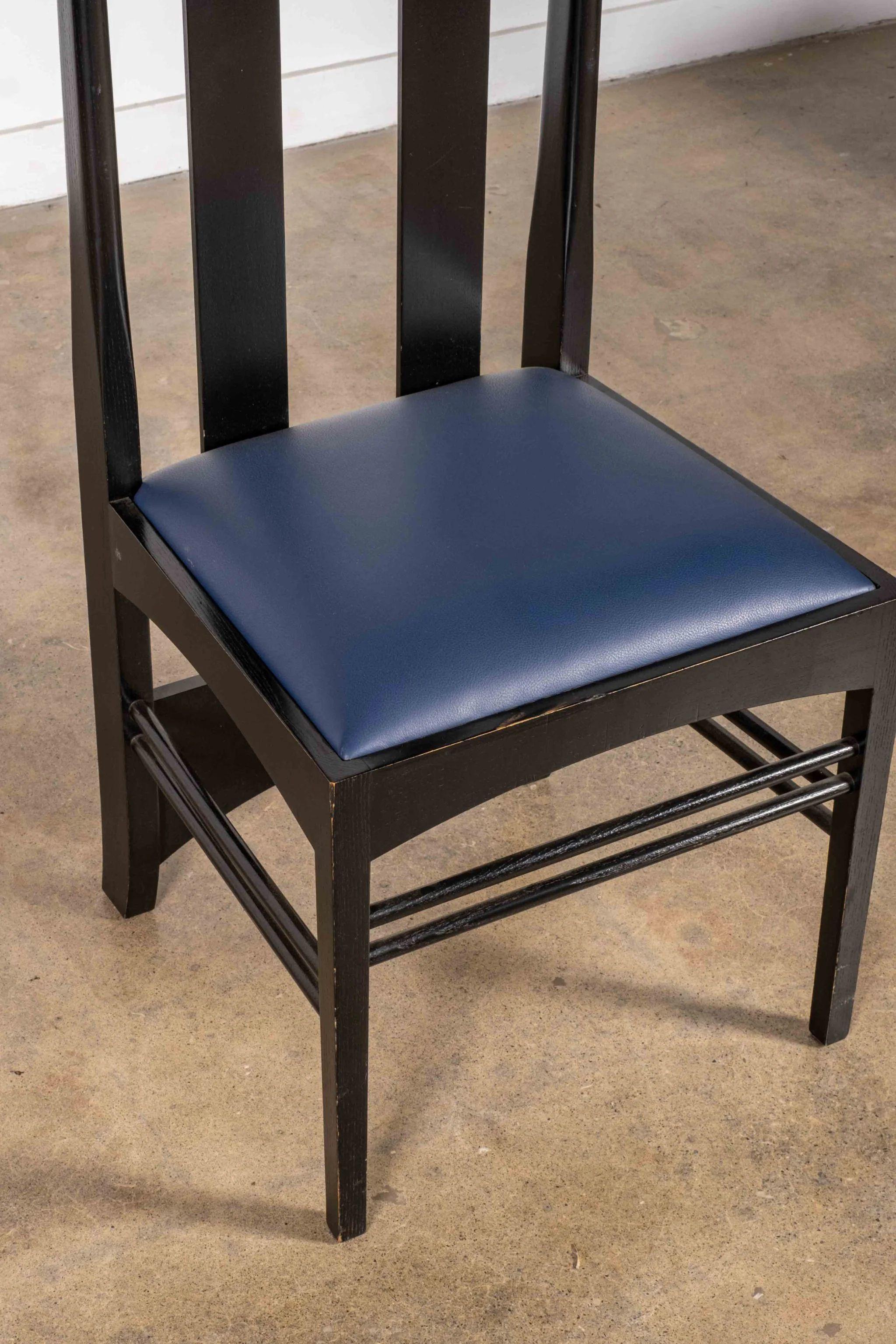 Sedia Argyle Highback di Charles Charles Rennie Mackintosh in vendita 2