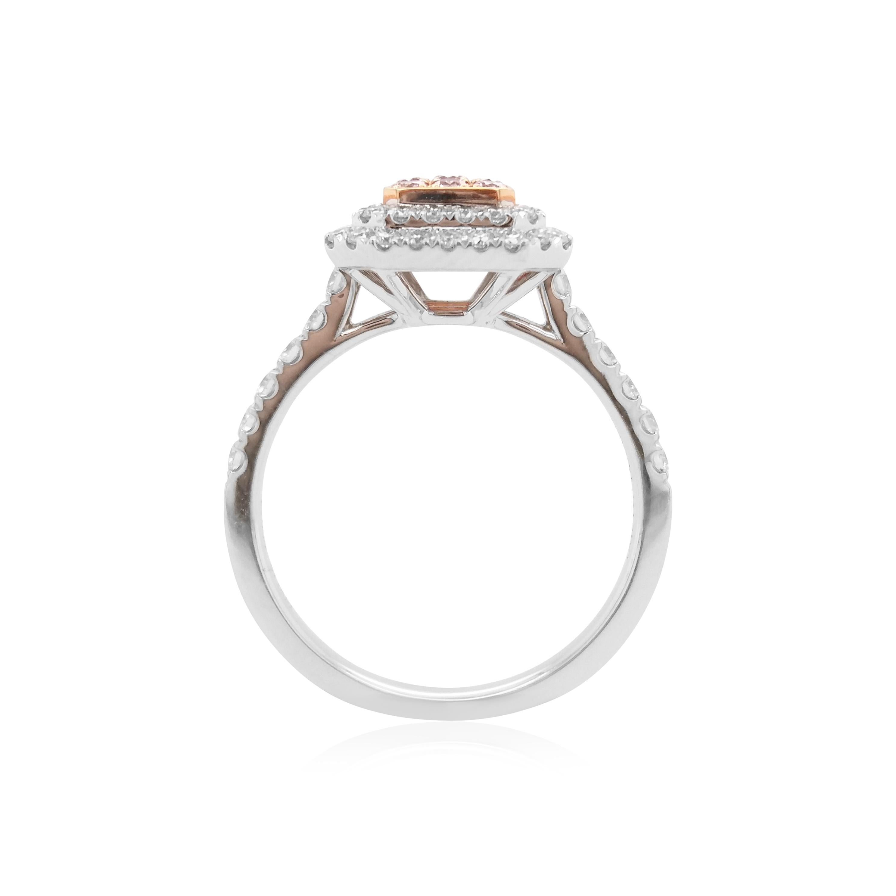 Contemporain Bague de cocktail Argyle en platine avec diamant rose et diamant blanc en vente