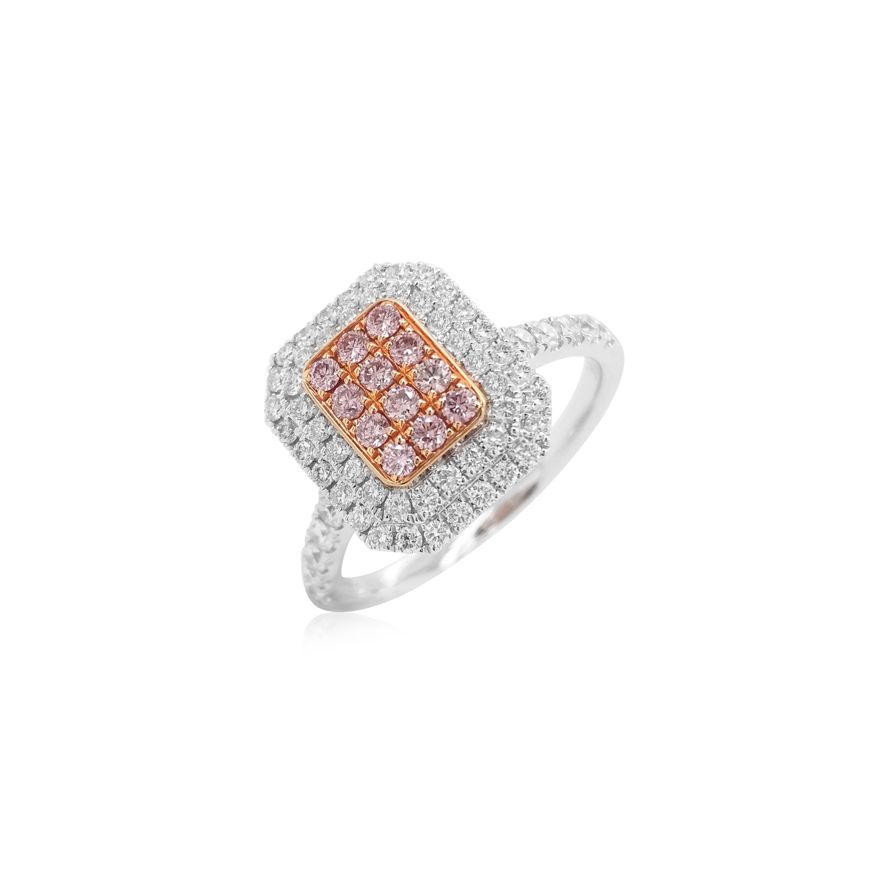 Taille brillant Bague de cocktail Argyle en platine avec diamant rose et diamant blanc en vente