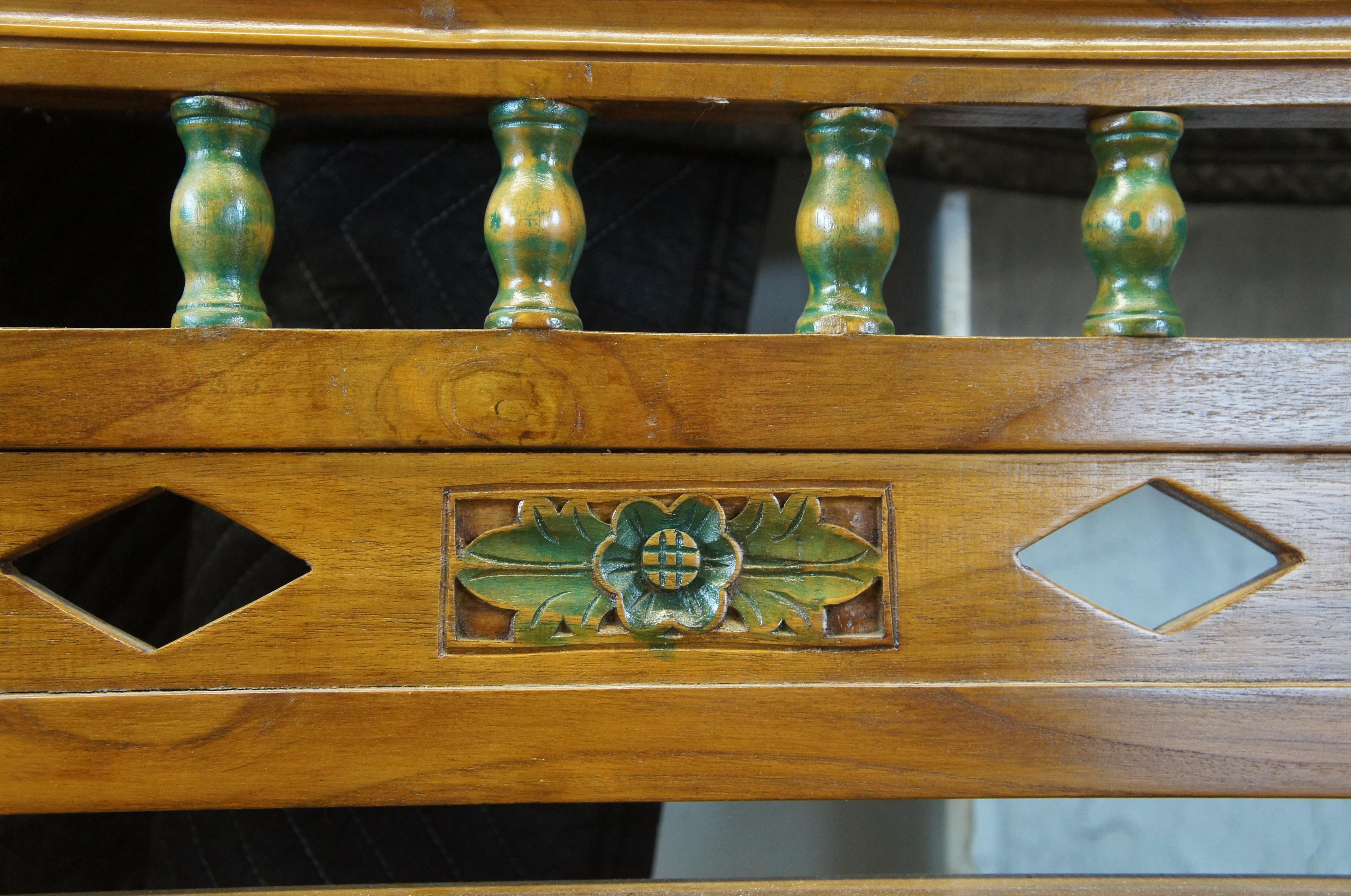 Arhaus Spanish Colonial Teak Carved Country Farmhouse Hall Entry Bench In Good Condition In Dayton, OH