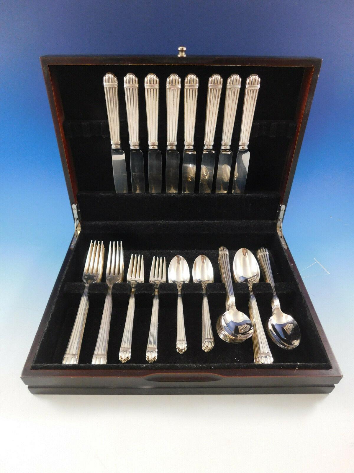 Dinner size Aria by Christofle France estate silverplate flatware set of 48 pieces. This set includes:

8 dinner size knives, 9 3/4