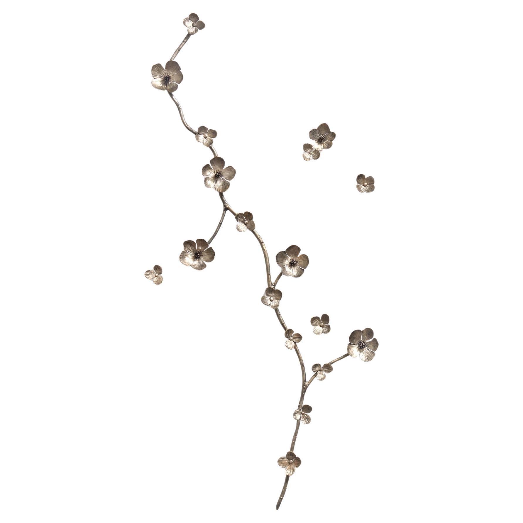 Escultura floral de pared Aria en plata envejecida