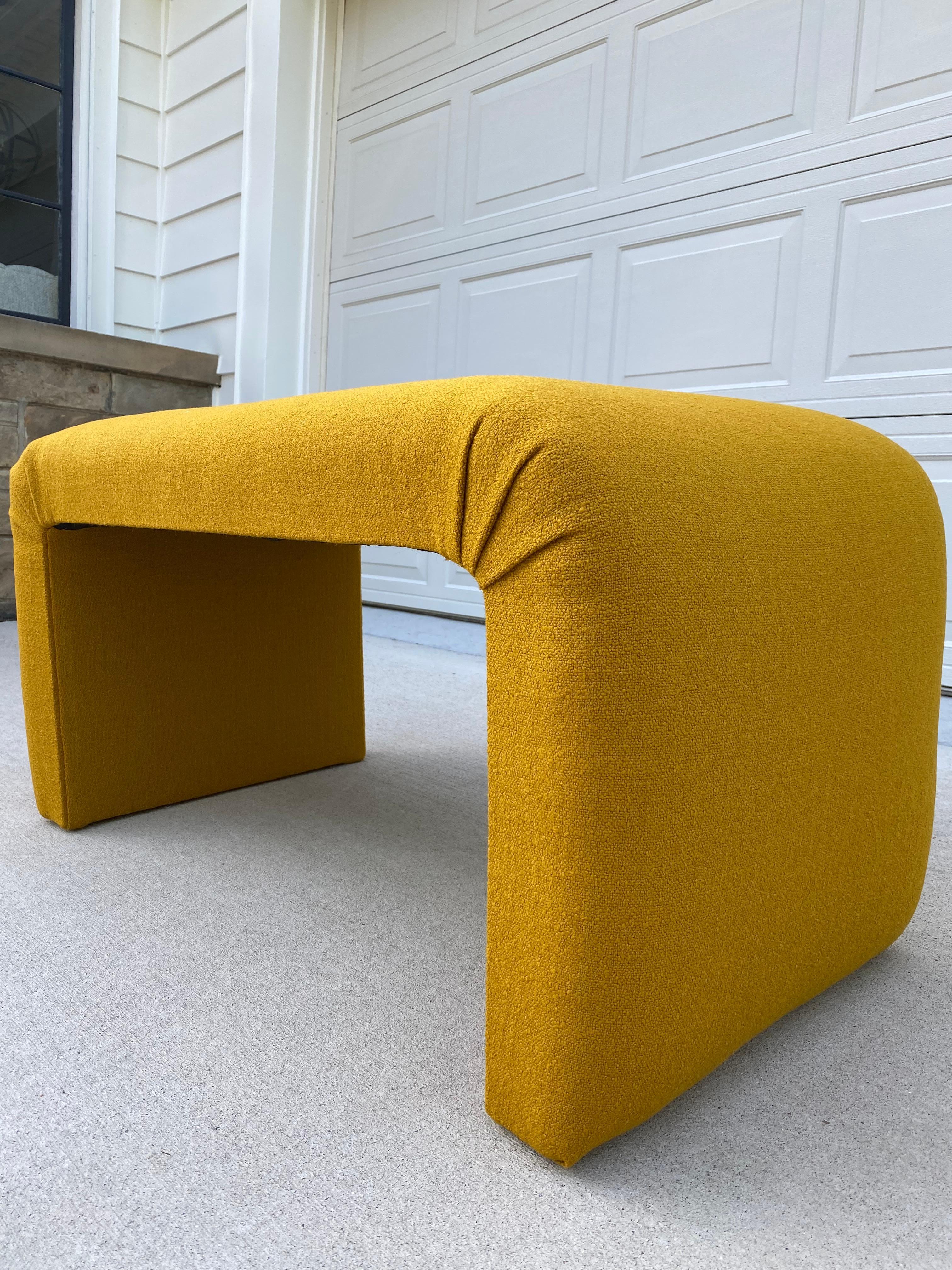 Aria Waterfall Bench In condizioni Nuovo in vendita a Medina, OH