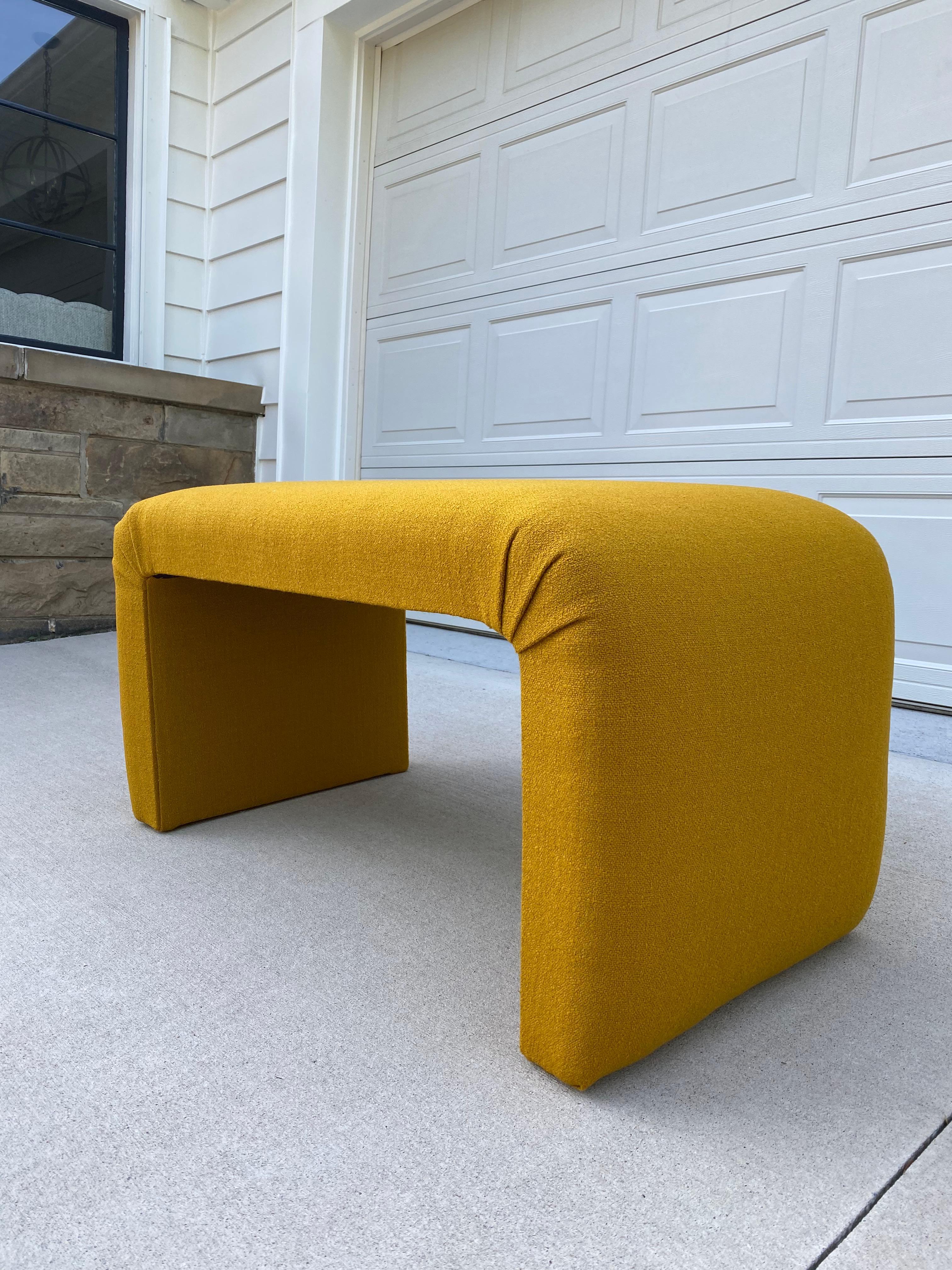 Lana Aria Waterfall Bench in vendita