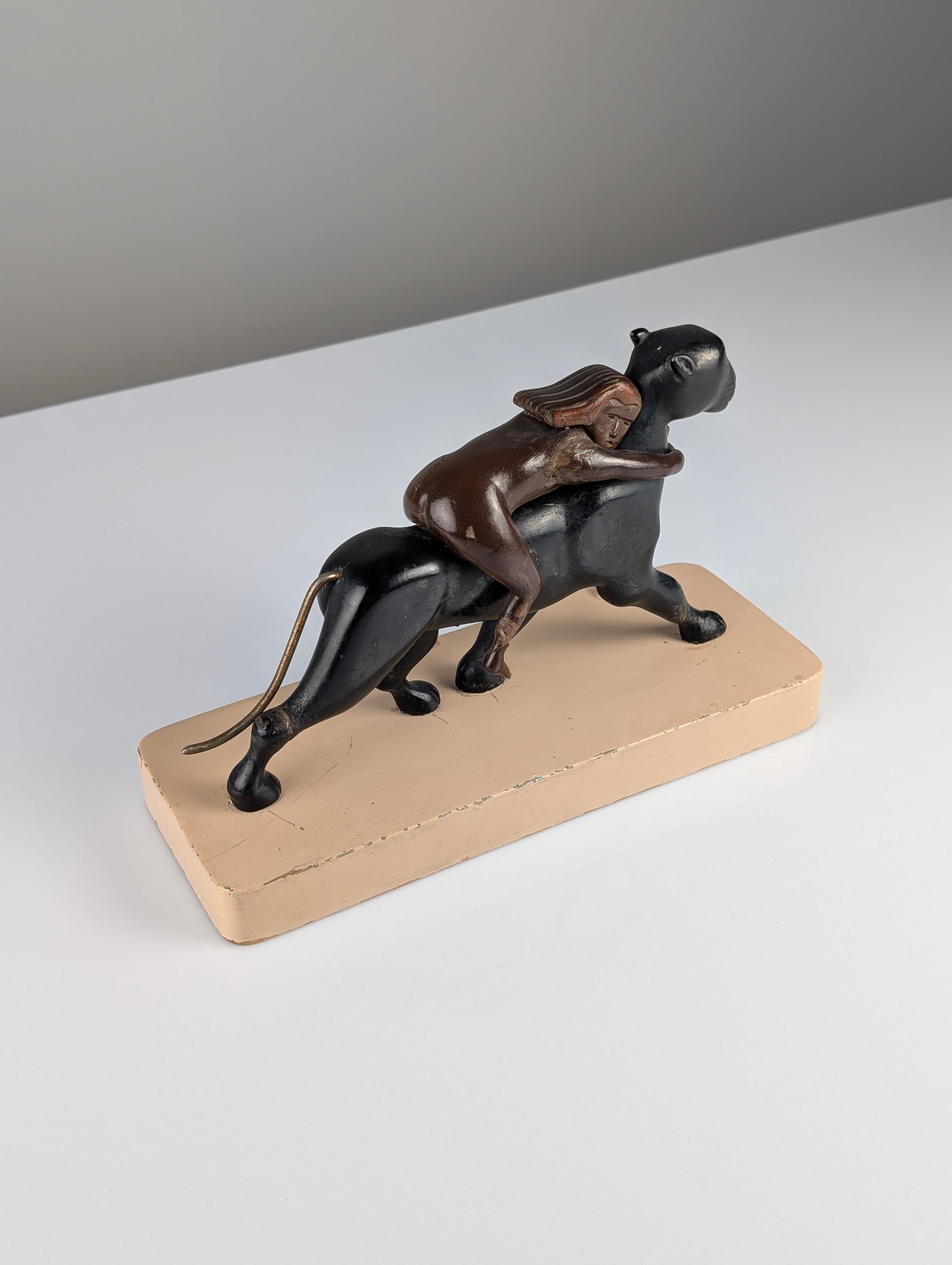Ariadne and the Panther, Art Deco Sculpture in Wood and Brass, 1920s In Fair Condition For Sale In Benalmadena, ES