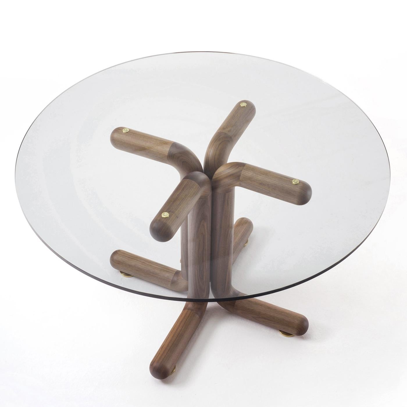 Ariana, runder Tisch aus Nussbaumholz (Italienisch) im Angebot