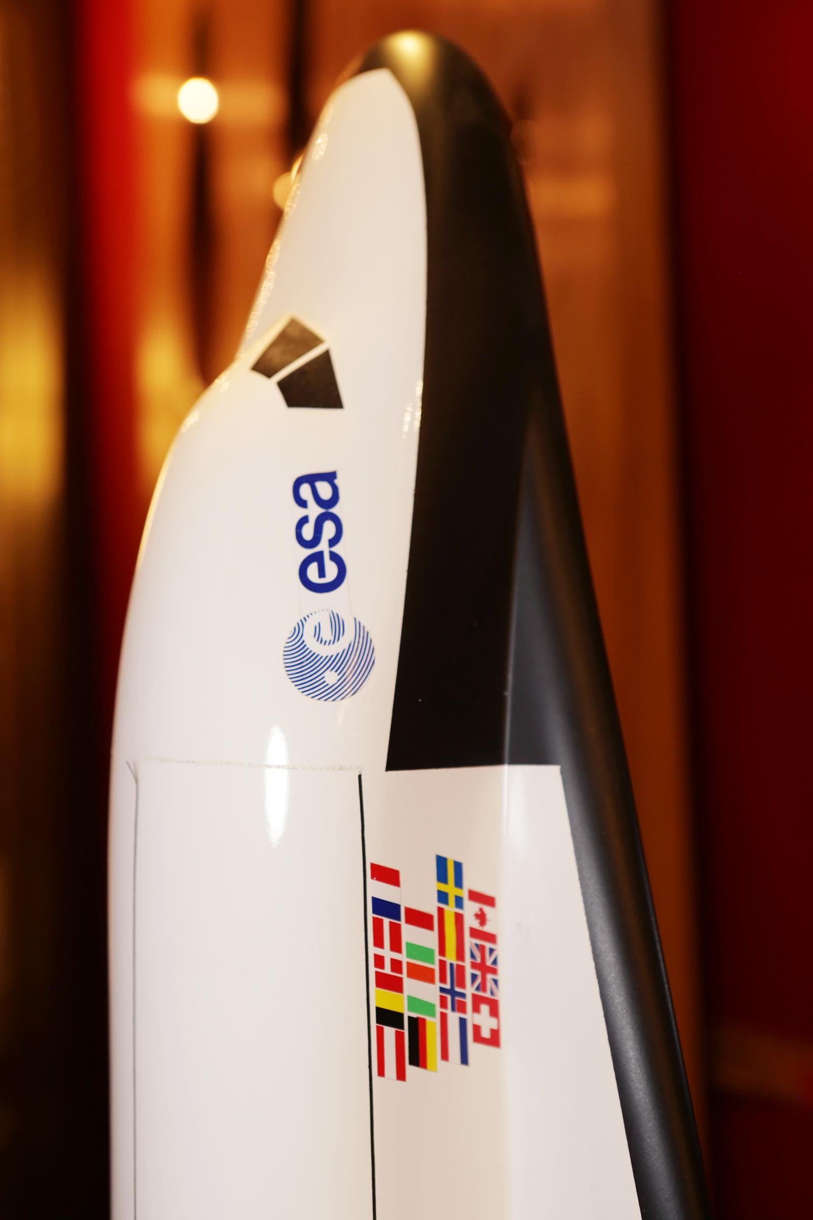 Ariane V & Hermes Rocket Model 1