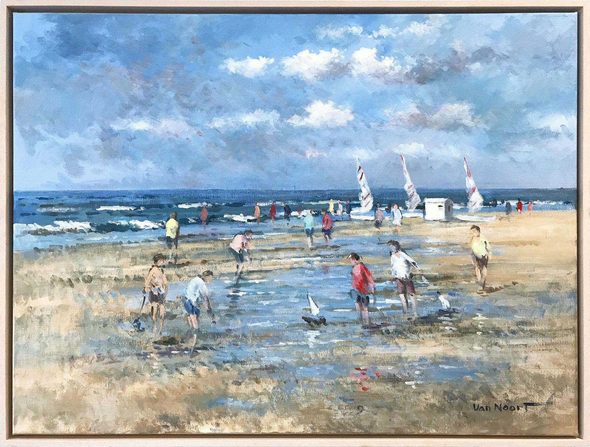 Landscape Painting di Arie C. Van Noort - "Scena di spiaggia con figure e barche a vela" Pittura a olio impressionista in Olanda