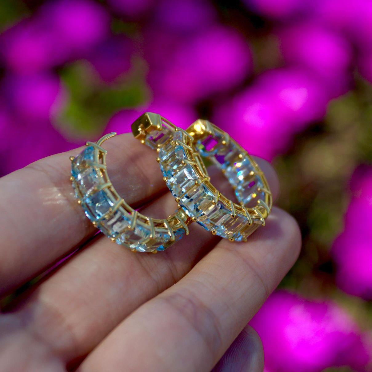 Nina Zhou 20ct Natural Aquamarine Inside-out Hoop Earrings For Sale 1
