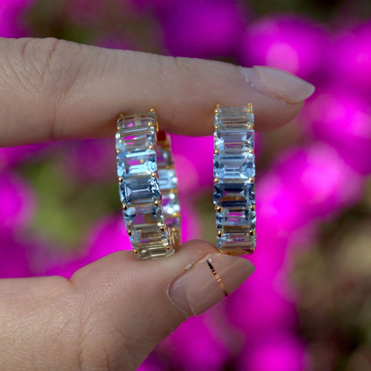 Women's Nina Zhou 20ct Natural Aquamarine Inside-out Hoop Earrings For Sale