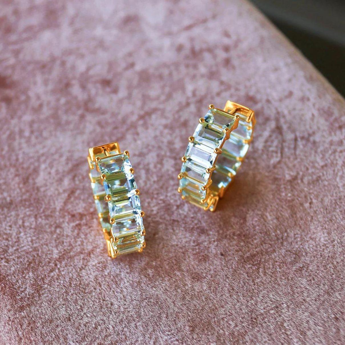 Nina Zhou 20ct Natural Aquamarine Inside-out Hoop Earrings In New Condition For Sale In Rowland Heights, CA