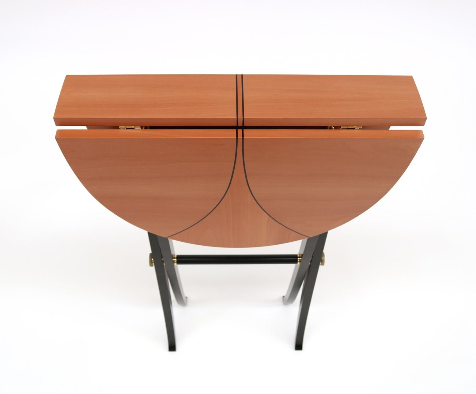 Ariel Ebony Inlaid oval foldable coffee contemporary Table by Giordano Viganò In New Condition For Sale In Novedrate, IT