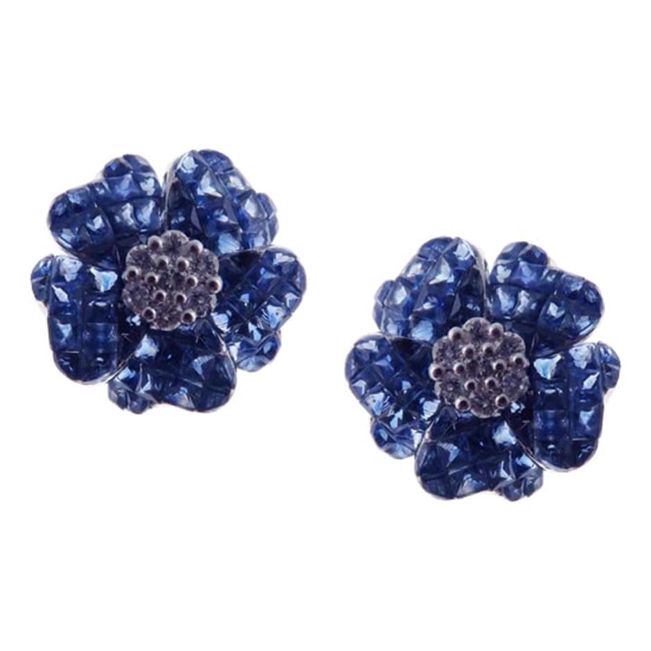 Modern Aries Calm Sapphire Floral-5 Bloom Earring For Sale