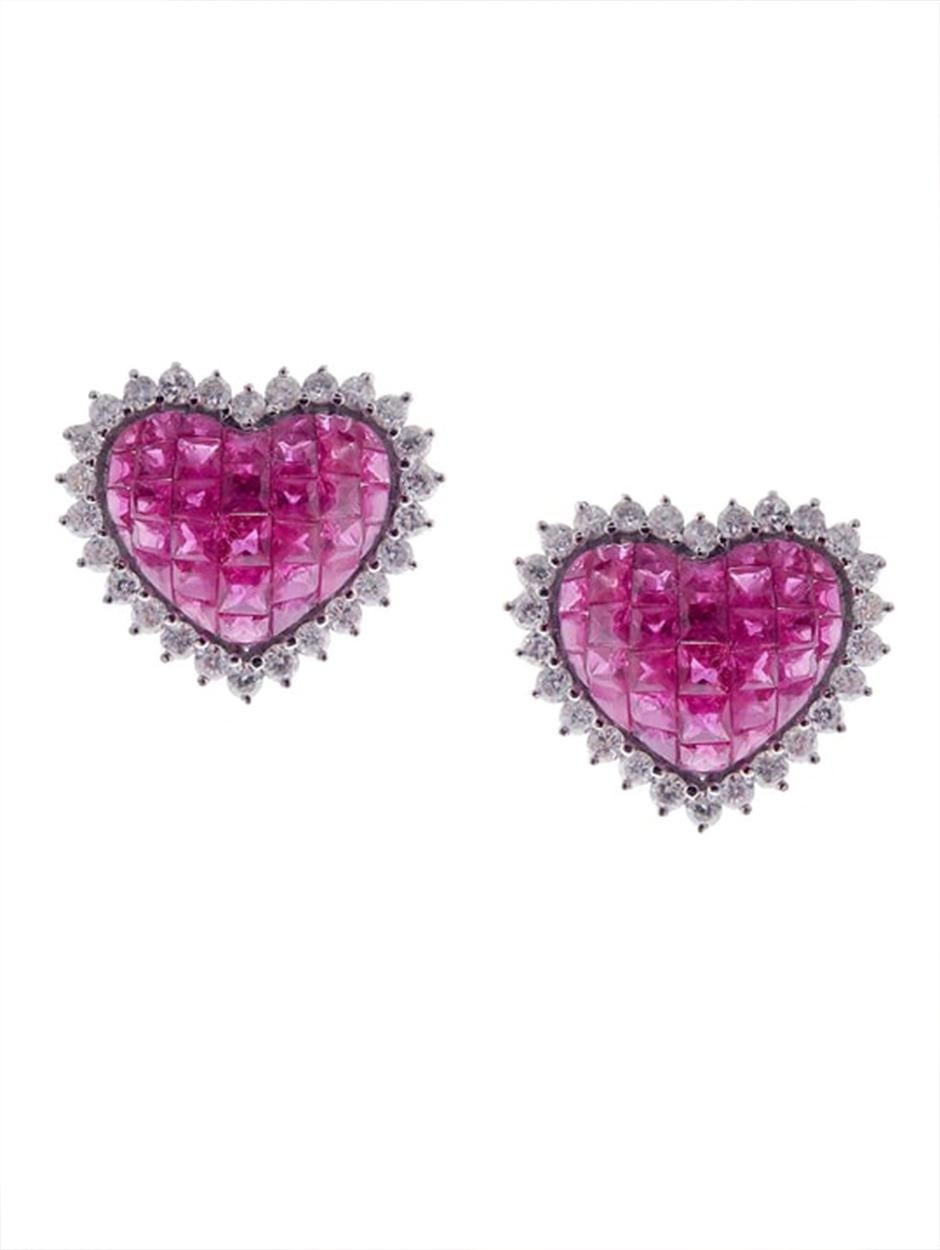 Inspired by the fire power of Aries, these invisible set earrings are made of stones cut and set perfectly into each other. The prongs setting the rubies are perfectly invisible! All finished with a high polish. 

Earring Information
Diamond Type :