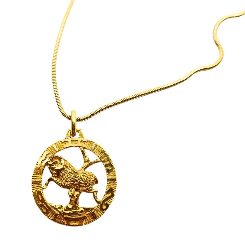 Pendentif Aris Or 18k Bijoux Zodiac 14k Collier Excellent état - En vente à Beverly Hills, CA