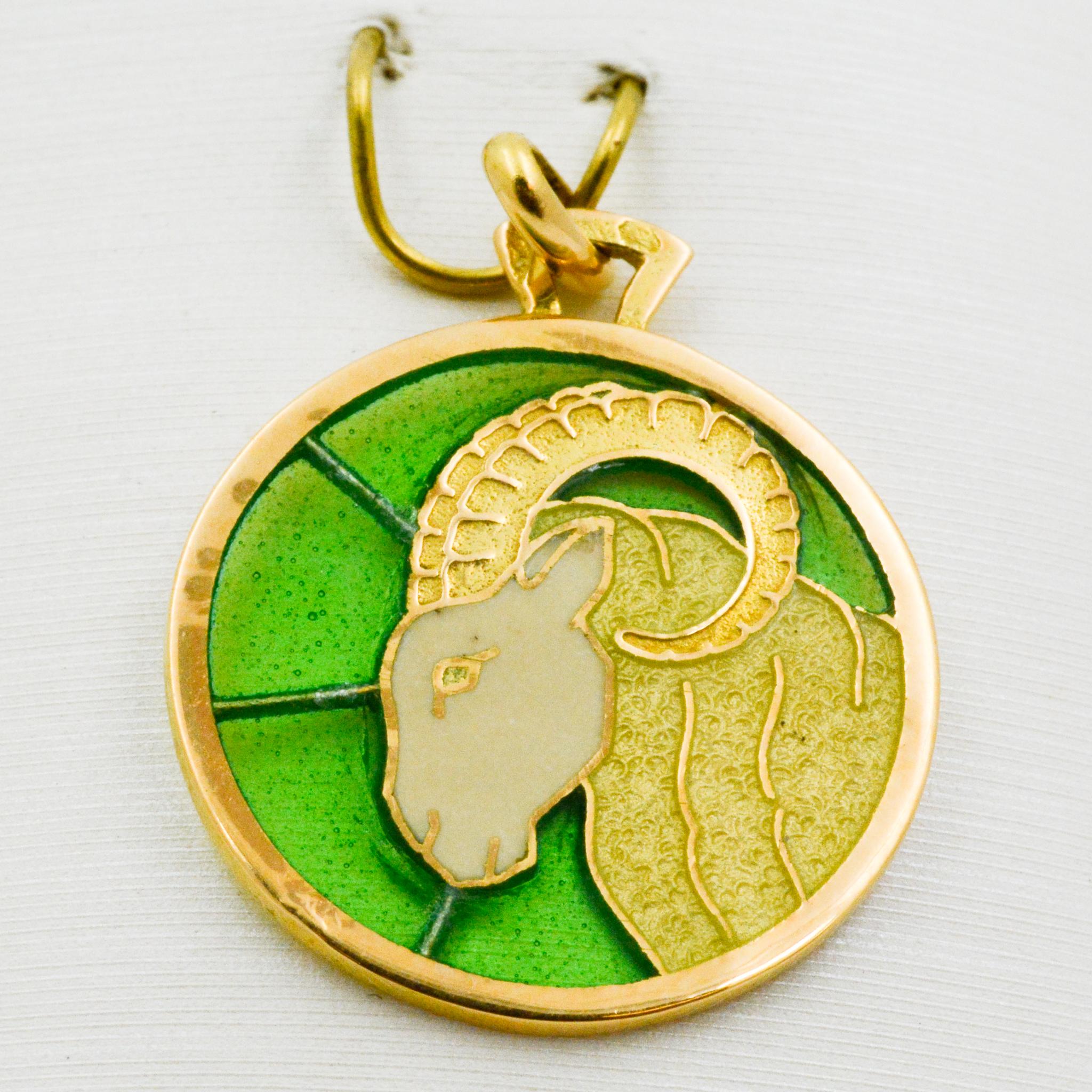 Aries Plique a Jour Pendant 18 Karat Yellow Gold In New Condition In Dallas, TX