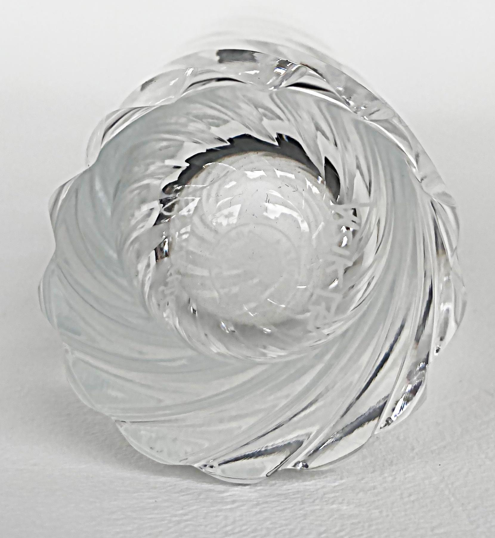 Kristallglasvase „Spin“ von Arik Levy für Baccarat, Frankreich im Zustand „Gut“ im Angebot in Miami, FL