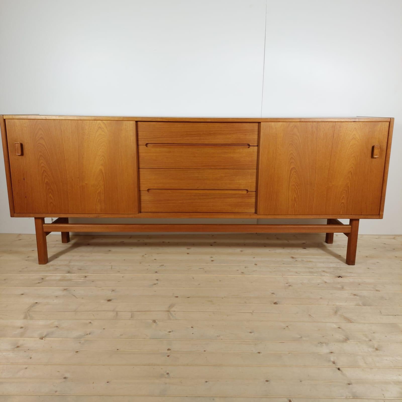 Swedish “Arild” teak sideboard by Nils Jonsson for Troeds, Sweden 1960 in vendita