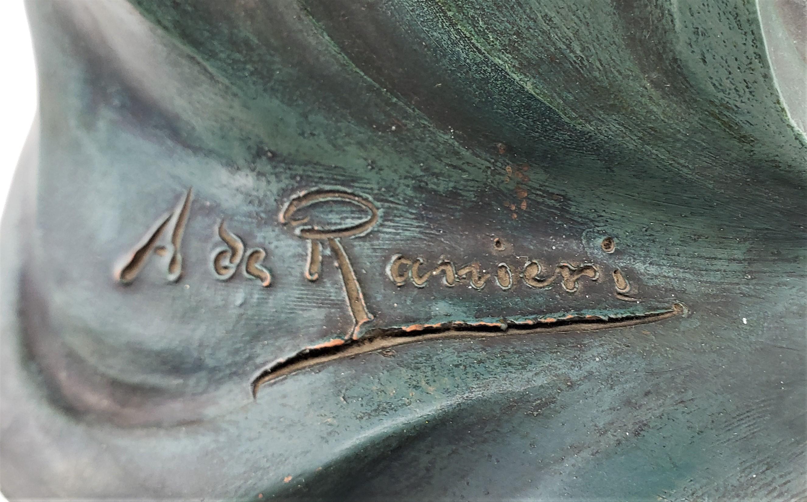 Pendule de cheminée ou de table sculpturale Art Nouveau signée Aristede De Ranieri en vente 1