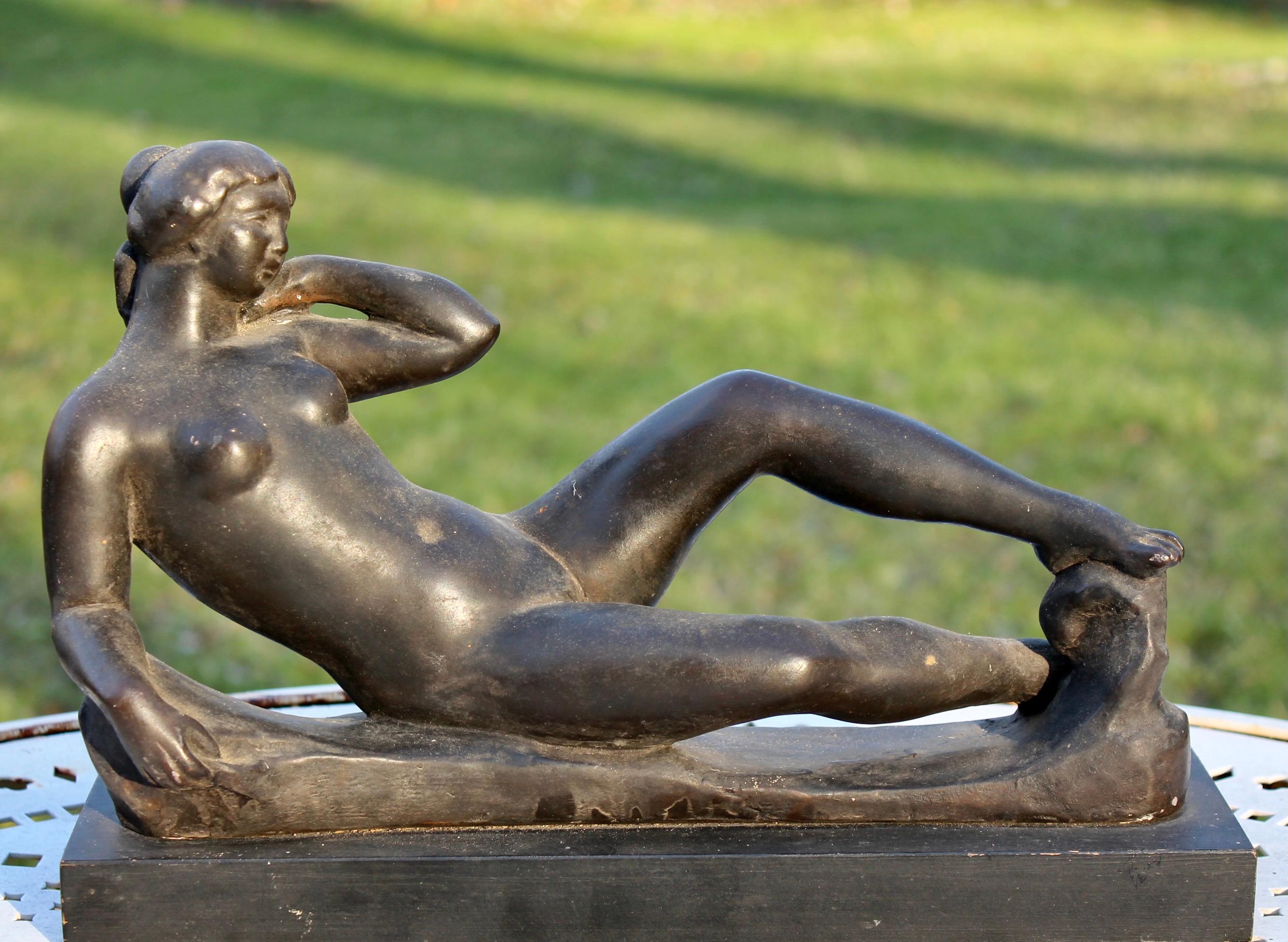 Une reproduction en plâtre de la célèbre sculpture de Maillol 