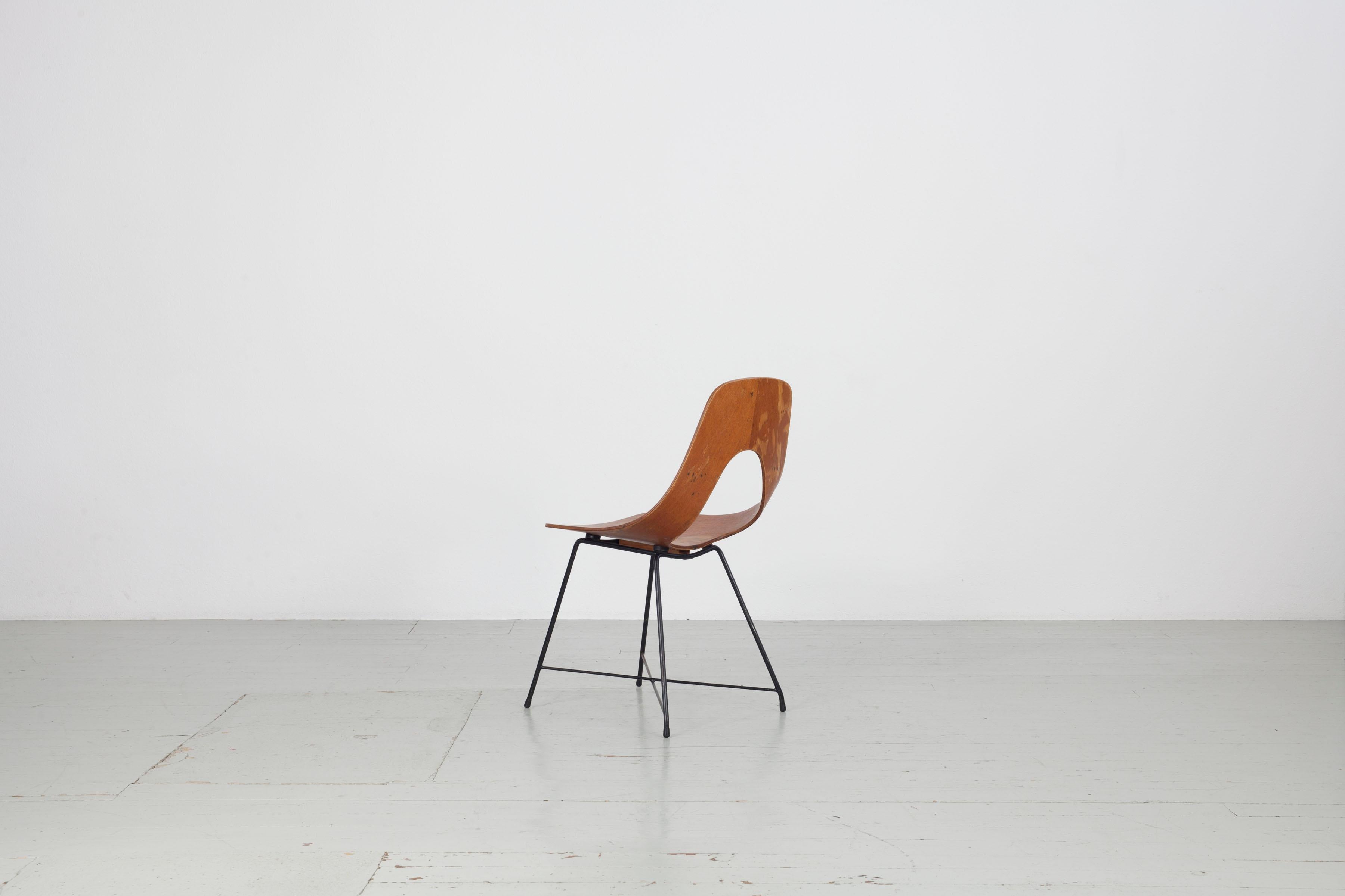  Stuhl „Ariston“ von Augusto Bozzi, entworfen von Saporiti, Italien, 1950er Jahre im Zustand „Gut“ im Angebot in Wolfurt, AT