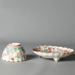 Arita Edo Period Japanese Porcelain Kakiemon Fluted Tea Bowl, 1680-1720