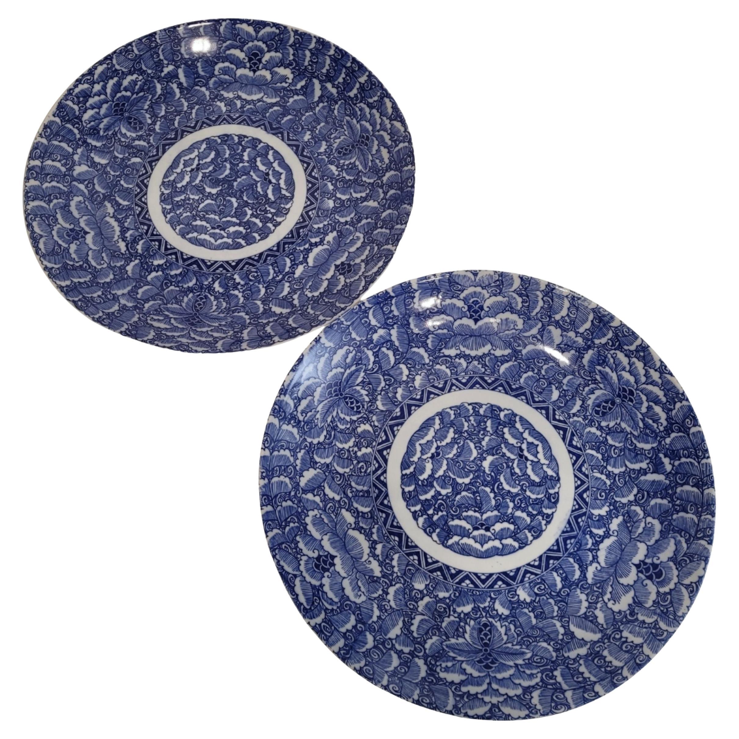 Arita Pair of blue and white porcelain serving platters For Sale