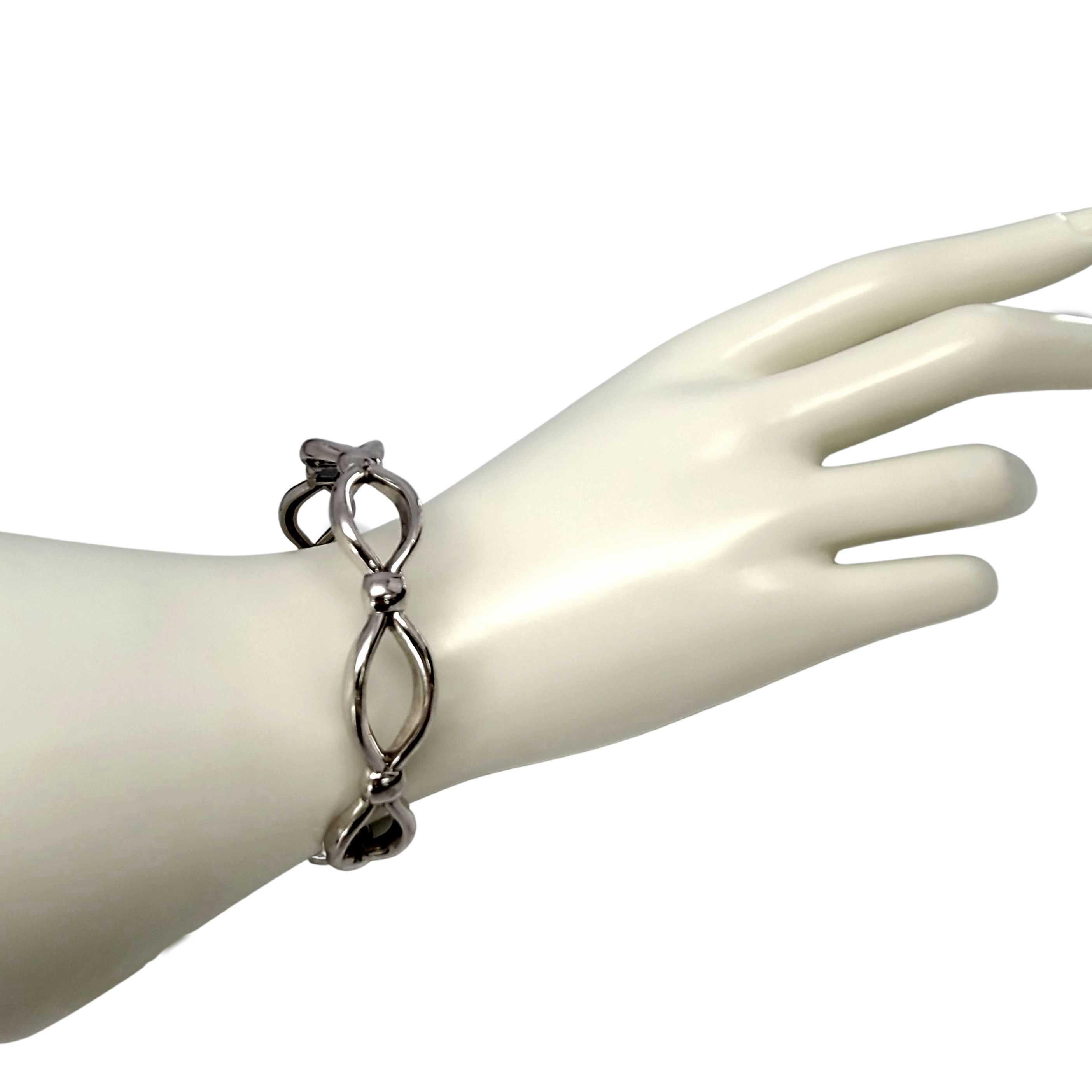Ariva Sterling Silver Lattice Hinged Cuff Bracelet For Sale 2