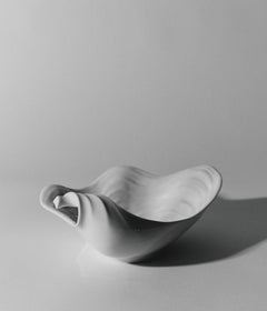 Arje Griegst "Konkylie" Porcelain Shell Bowl for Royal Copenhagen, 1980s