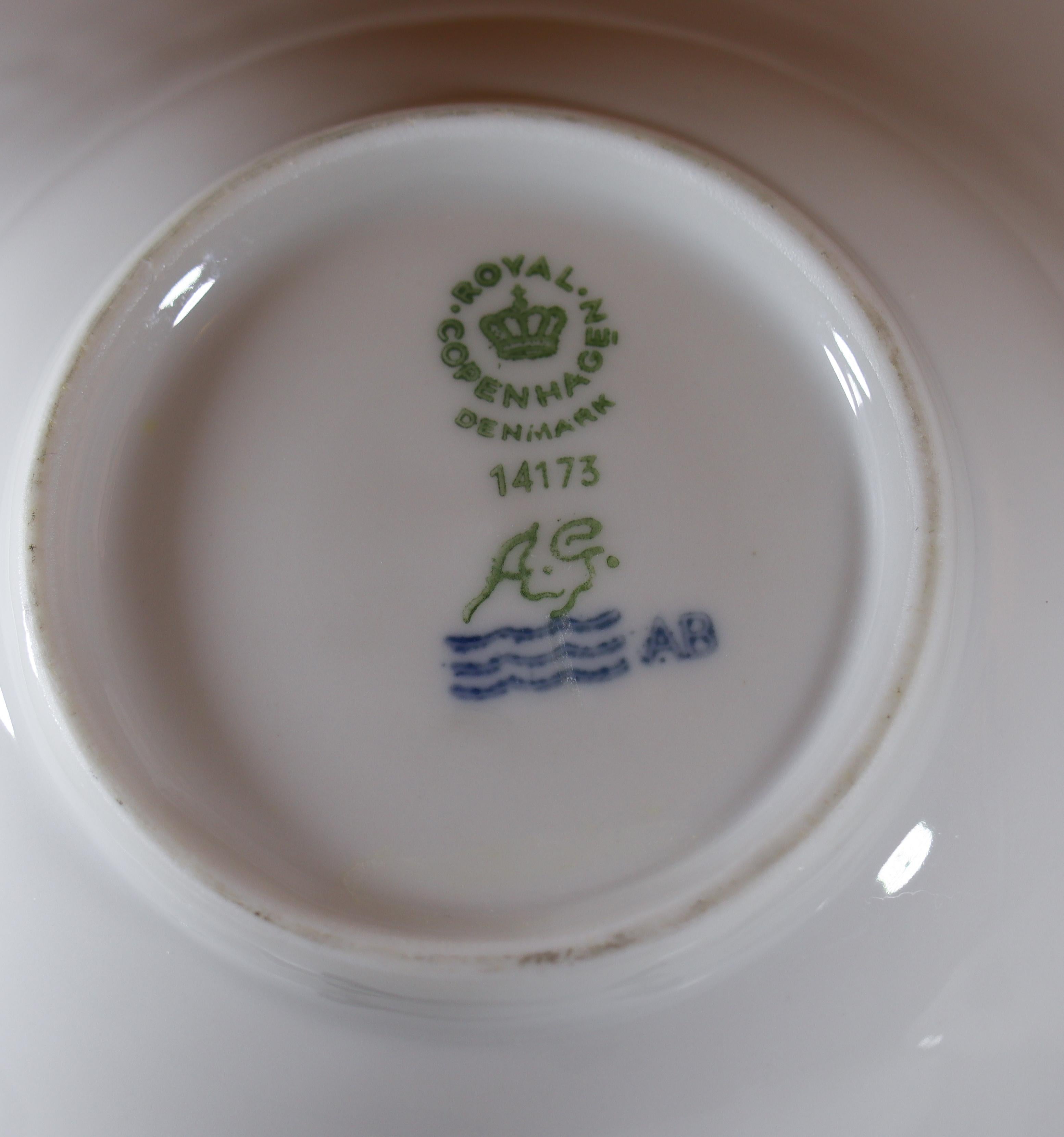 Arje Griegst - Royal Copenhagen Konkylie Triton Rosa - 2 Deep Plates 14173 For Sale 1