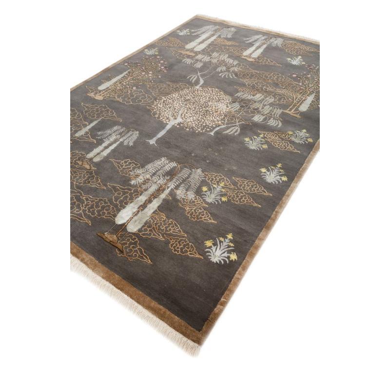 Découvrez un monde de romantisme, d'art et de fusion culturelle avec Arjumand, un tapis captivant de la Collection Majnun, conçu par Pavitra Rajaram. Inspiré par l'histoire d'amour intemporelle de Layla et Majnun, ce chef-d'œuvre tisse une