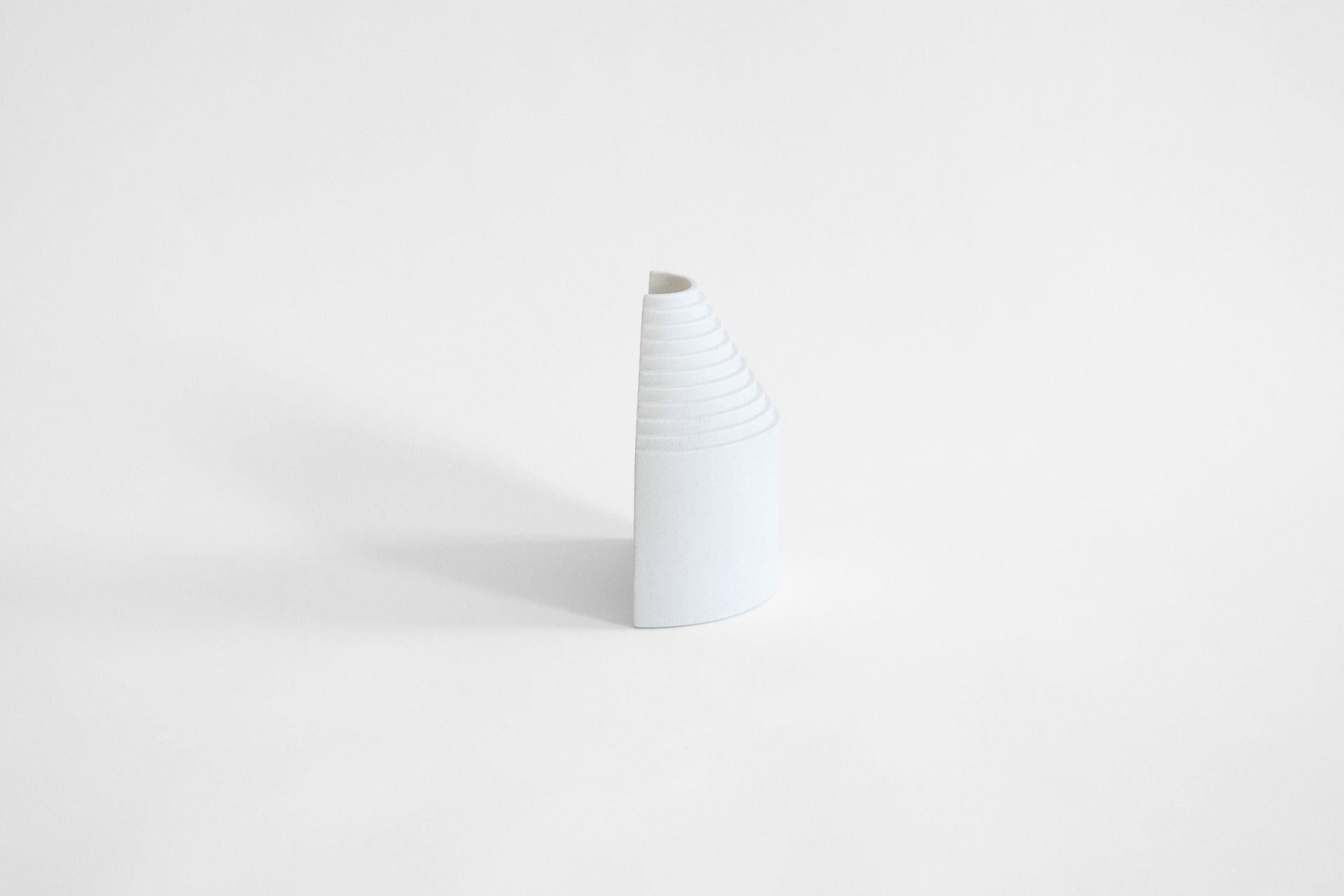 The Ark vase is a result of the fascination for architectural elements - staircases, archways, the rhythm and repetitive aspect of classical architecture. It represents the beauty of architectural details as individual archetypes, while still