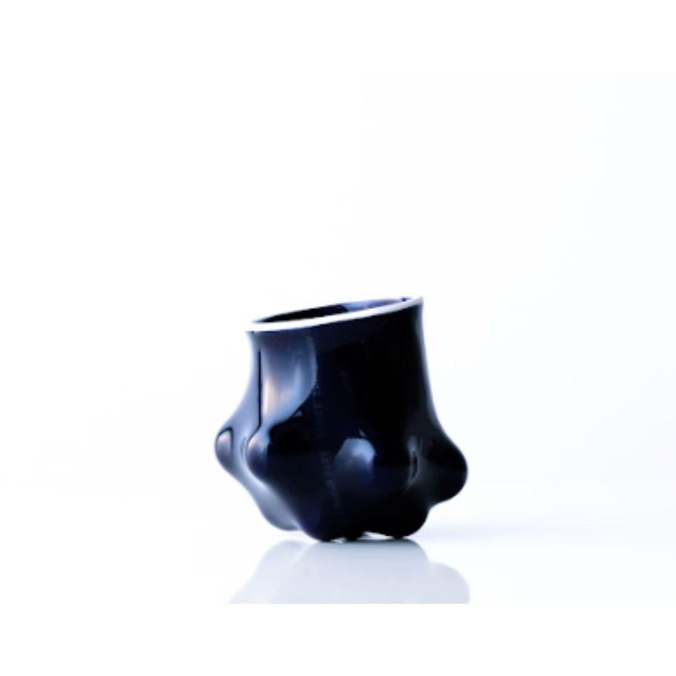 Arkadiusz Szwed Beulen 2.0 Vase von Nów (Postmoderne) im Angebot