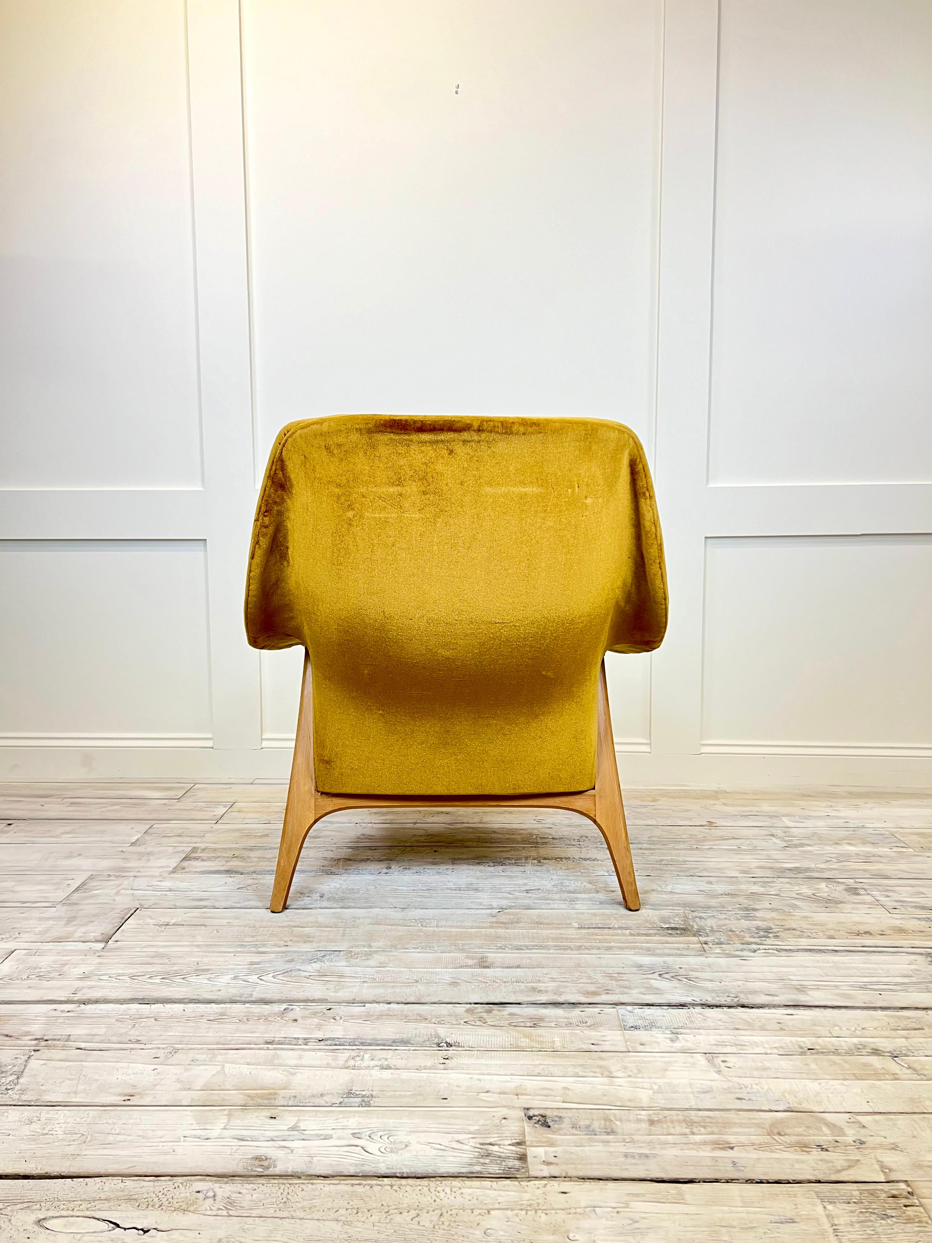 Parker Knoll, Easy Chair Modell 938 „Malton“, aus Bronze Velour, Großbritannien, ca. 1960er Jahre (Mitte des 20. Jahrhunderts)