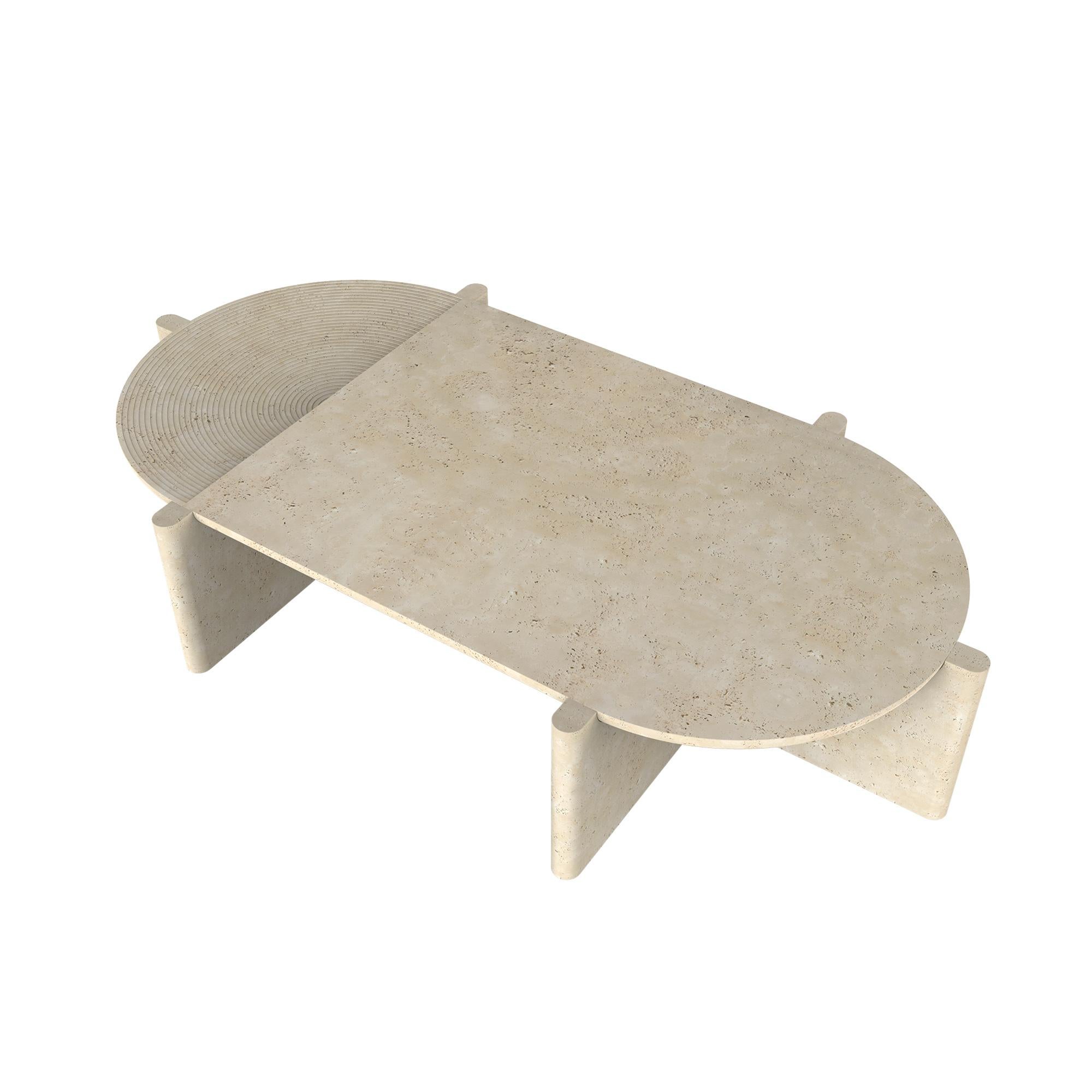 Table basse Arkhe No 1 en travertin ovale, sculpturale moderne de Fulden Topaloglu Neuf - En vente à Istanbul, TR
