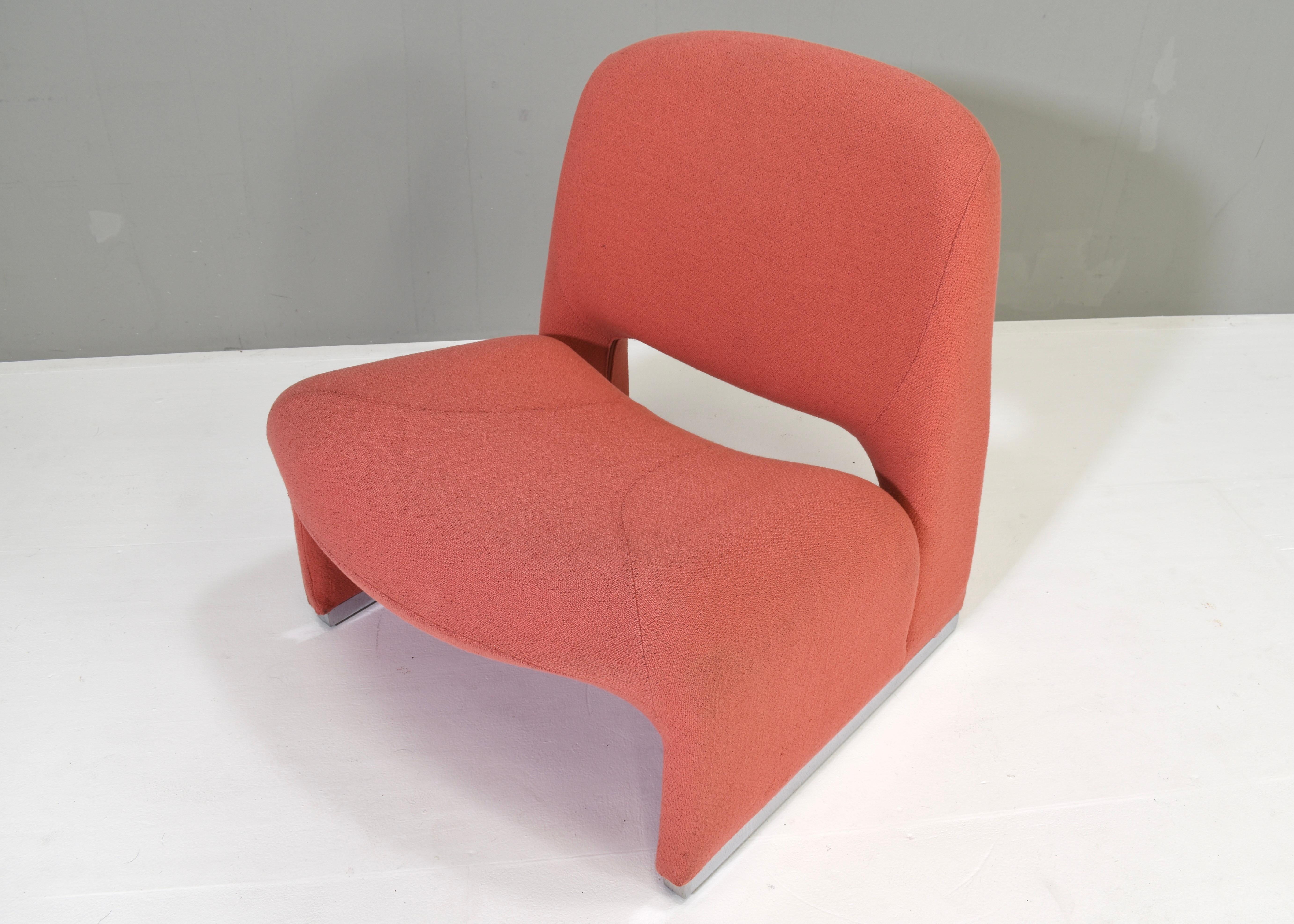 ‘Arki’ Lounge Chair by Giancarlo Piretti for CASTELLI, Italy – 1970 For Sale 2