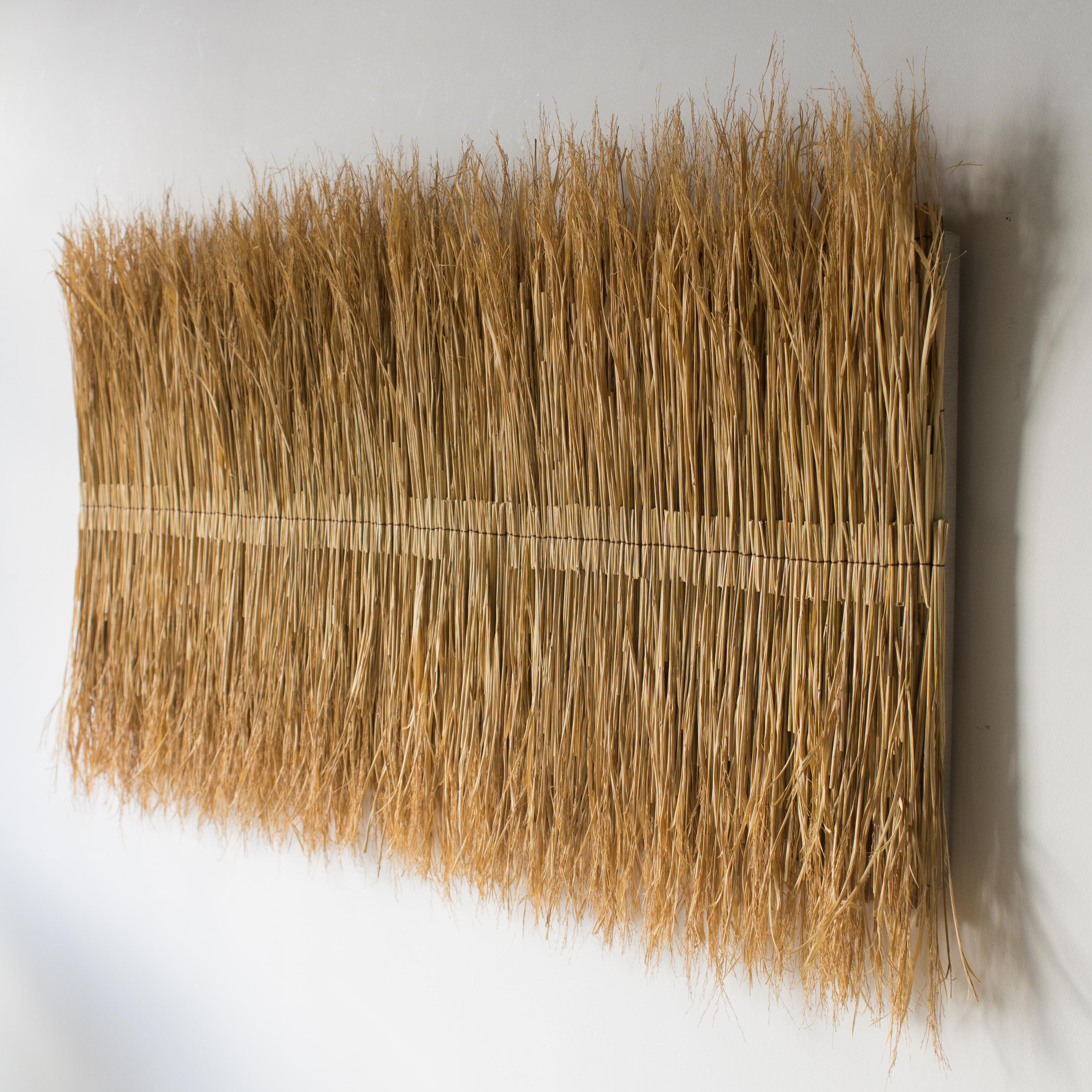 Hand-sewed rice straw art by Arko.
Title: A head-sea over the night sky (Small model)
This work has the feelings of contemporary, tribal art, contemporary craft art, created with the respect for wild nature.
Arko is a finalist of the Loewe Craft