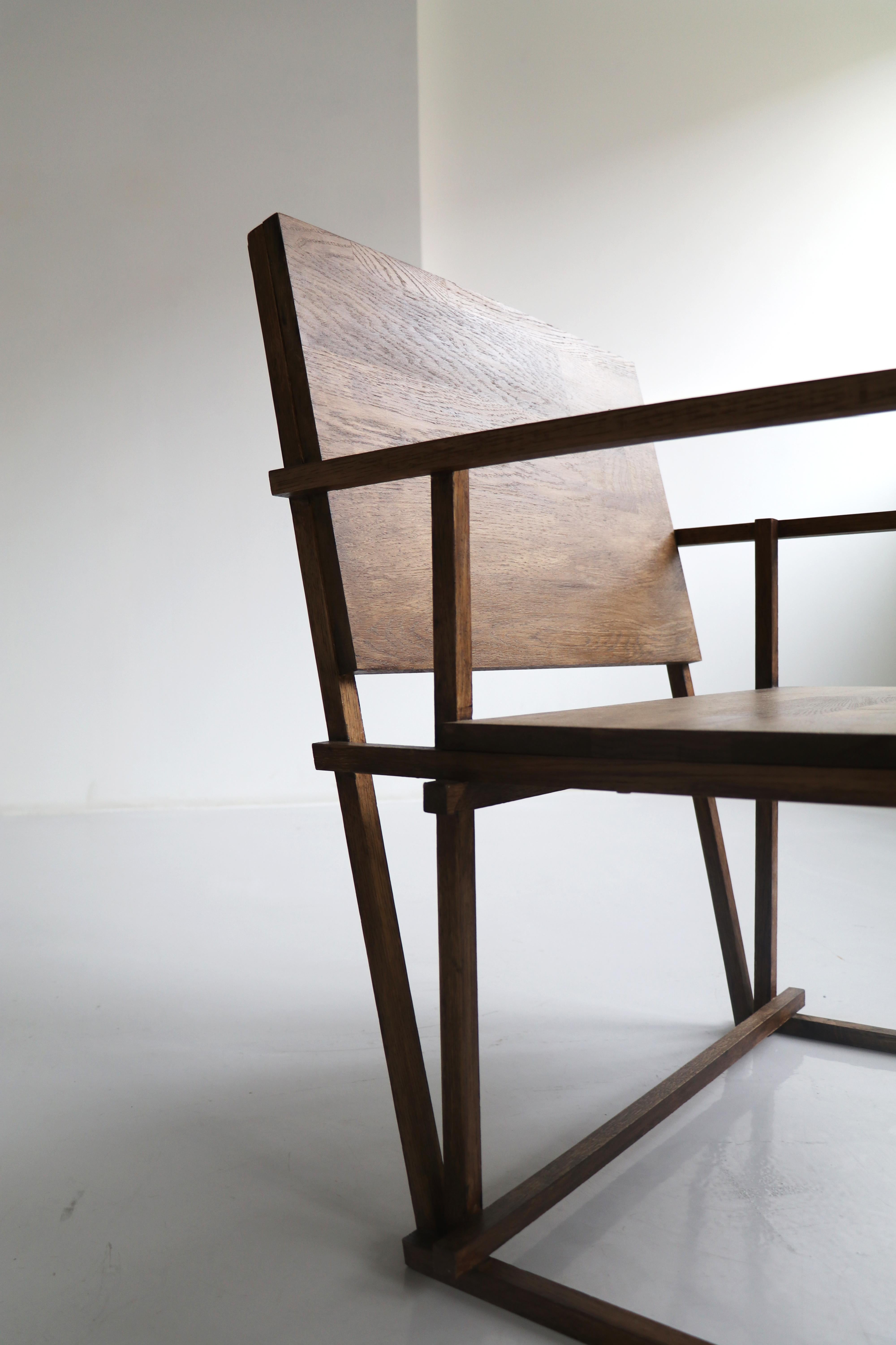 Dunkel lackierter Arles Sessel von Alice Lahana Studio (Französisch) im Angebot