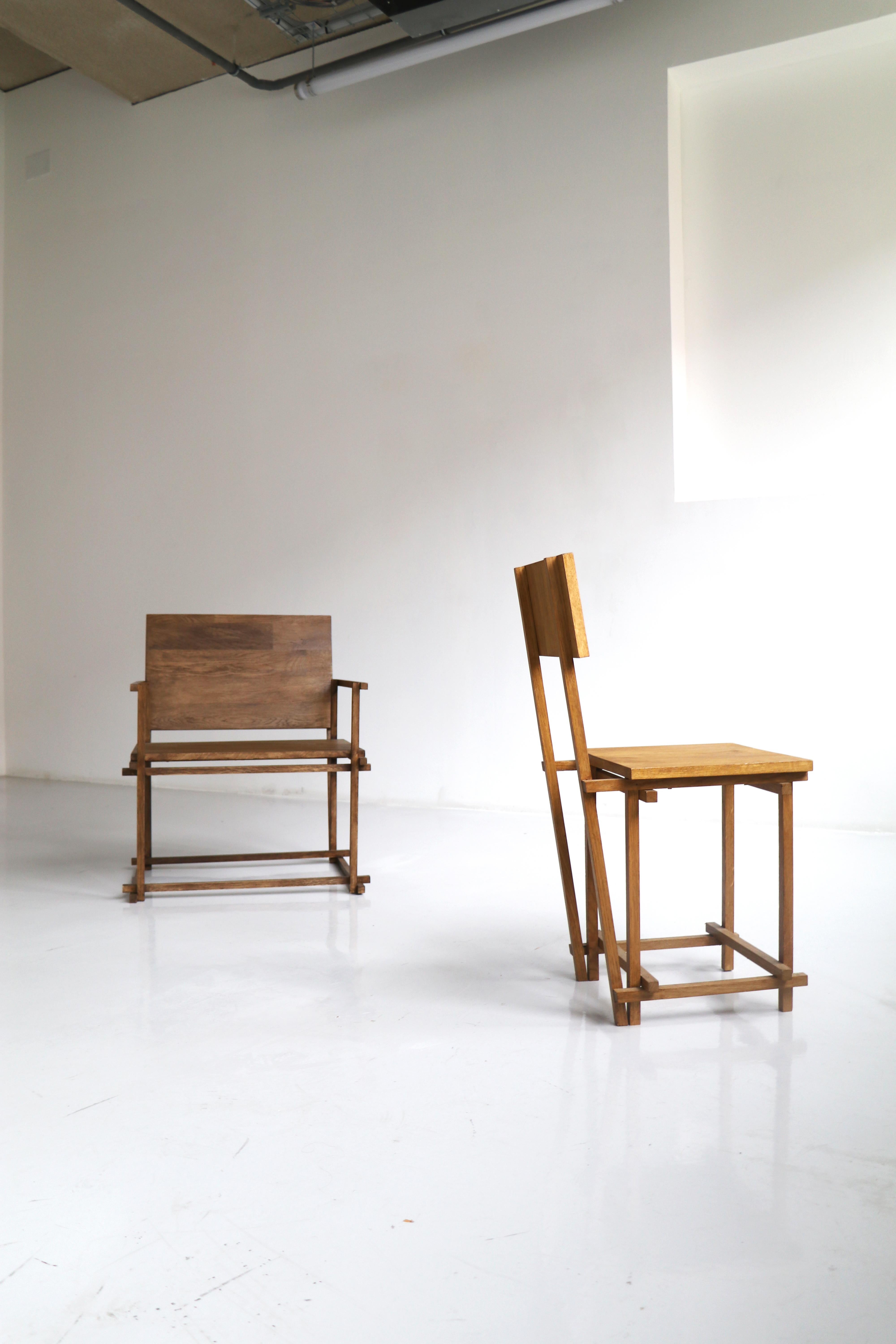 Dunkel lackierter Arles Sessel von Alice Lahana Studio (21. Jahrhundert und zeitgenössisch) im Angebot