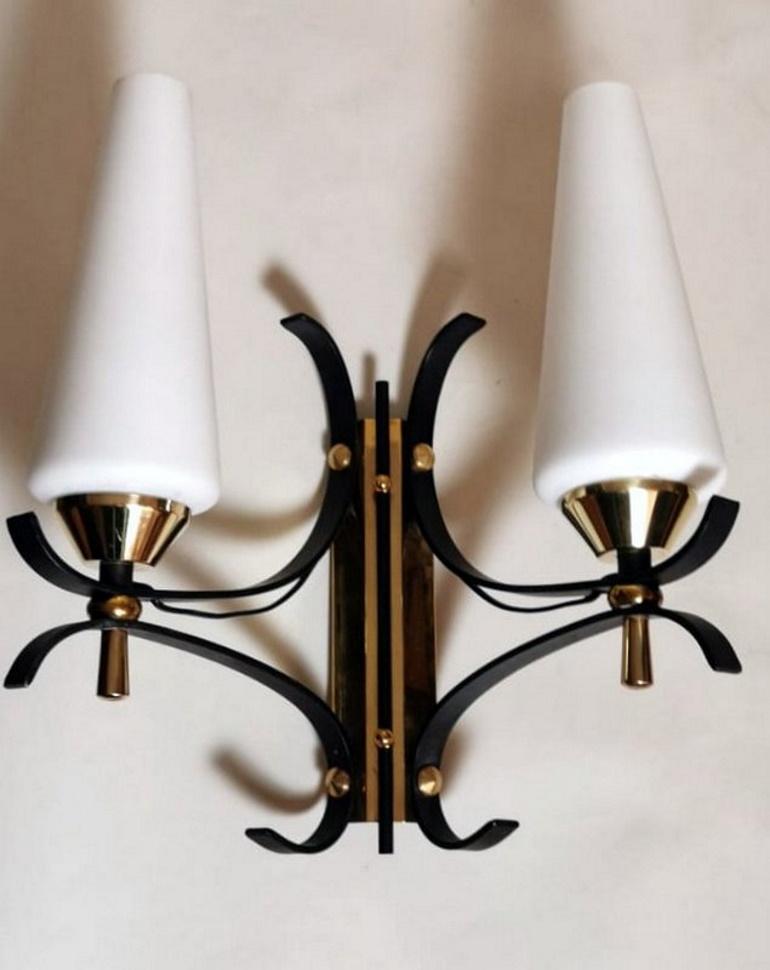 Arlus Maison Style Pair of French Wall Sconces in Brass and Opaline In Good Condition In Prato, Tuscany