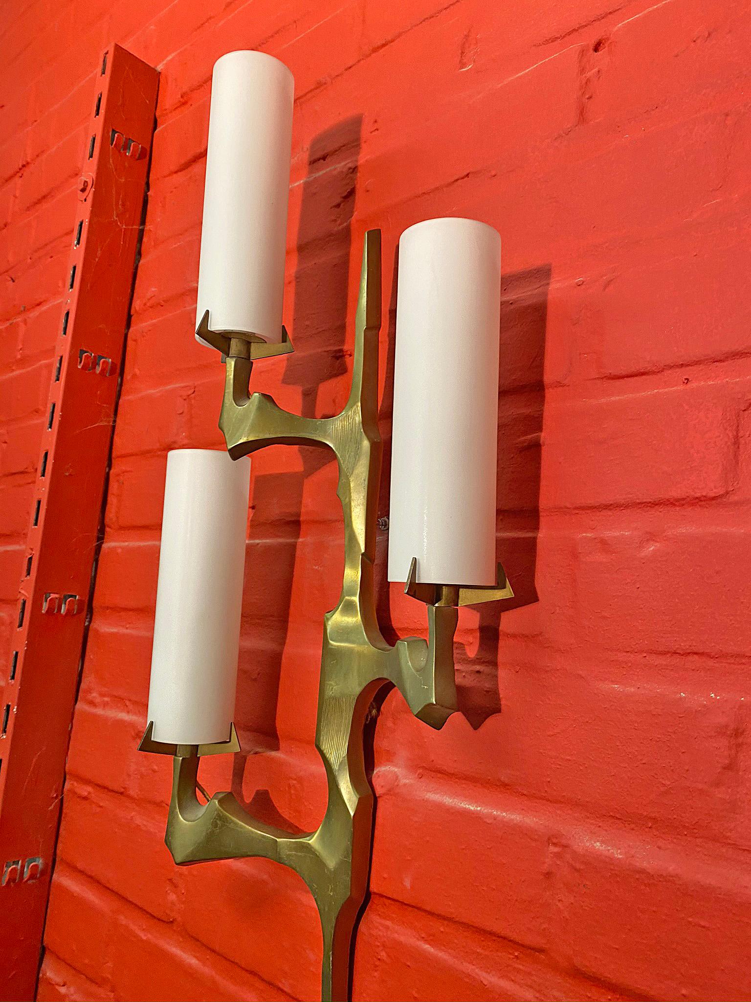 Arlus, Sconce in Bronze and Opaline Glass, circa 1960 In Good Condition For Sale In Saint-Ouen, FR