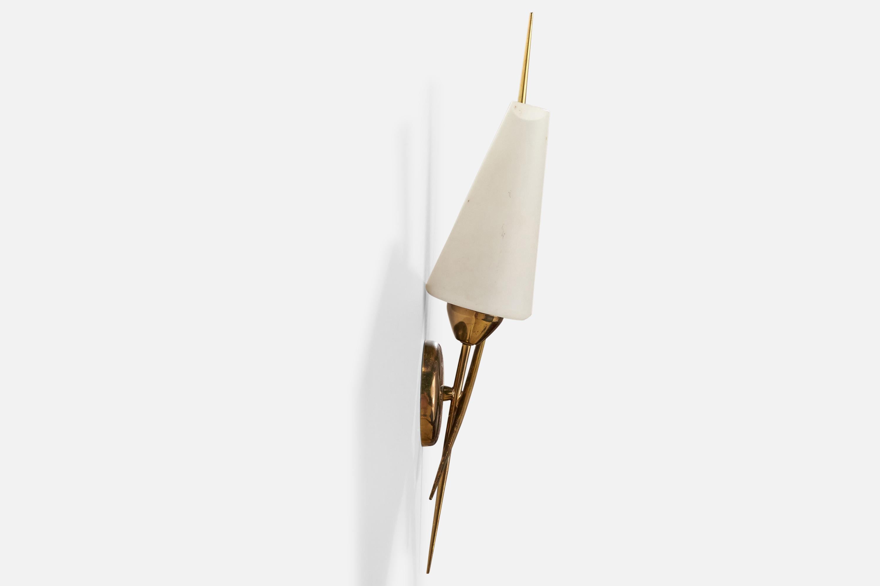 French Arlus, Wall Light, Brass, Glass, France, 1950s For Sale