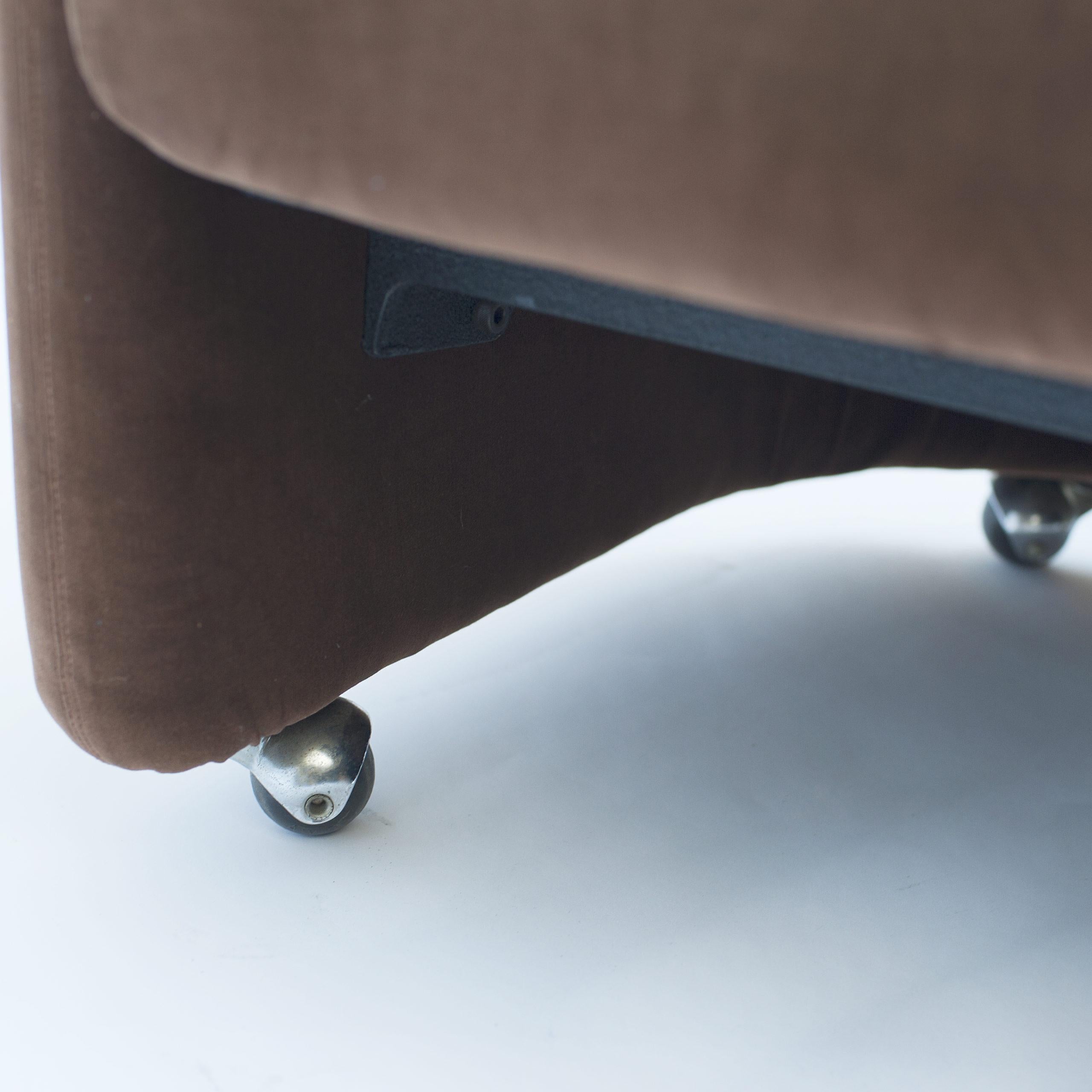 Sillón de Eugenio Gerli para Tecno, años 60 Terciopelo en venta