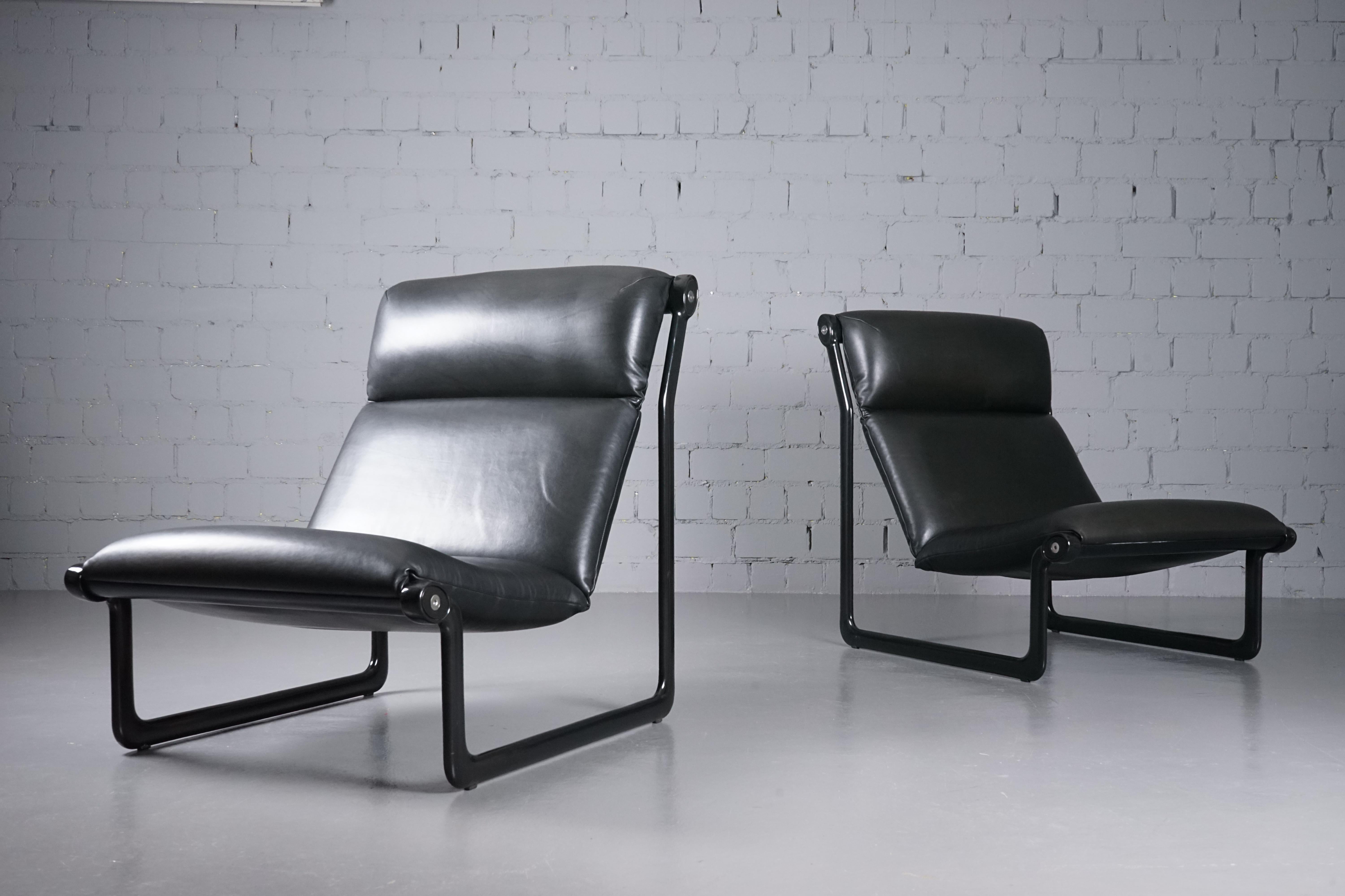 Mid-Century Modern Arm Chair Modell 2001 by Bruce Hannah & Andrew I. Morrison for Knoll Set of 2 For Sale