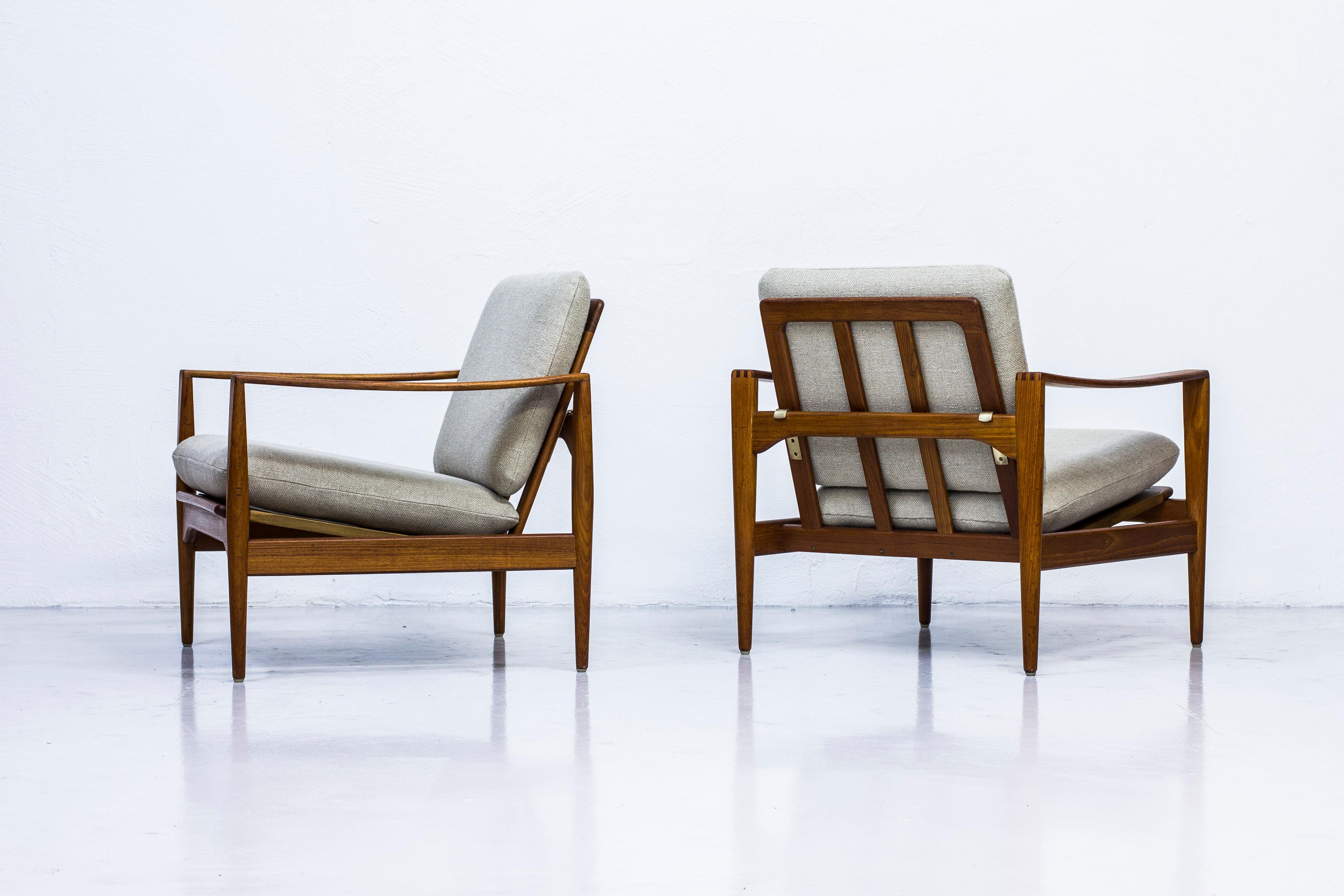 Armchairs by Illum Wikkelsø for Niels Eilersen, Denmark, 1960s 6