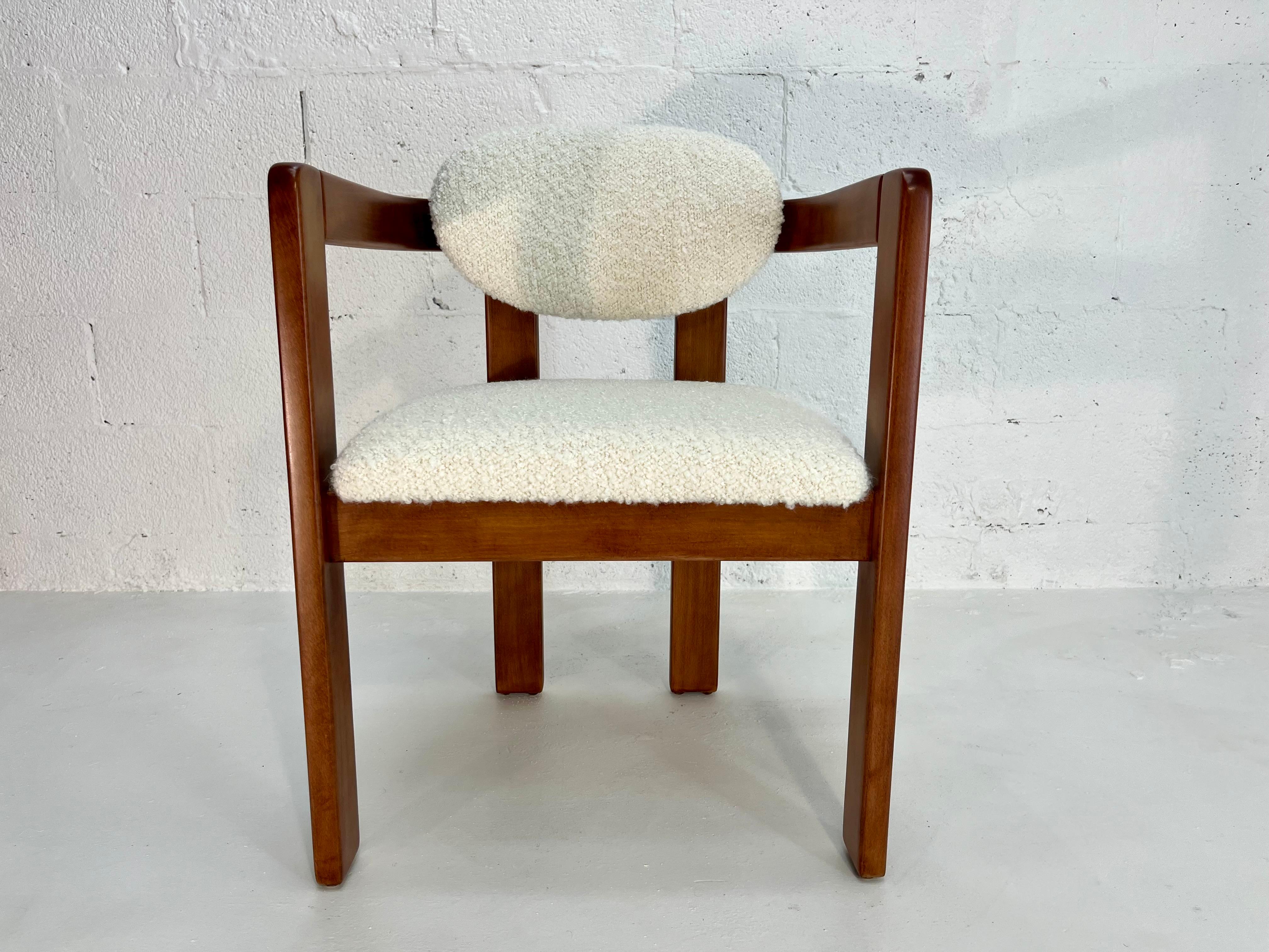 Sessel im Stil von Tobia Scarpa, Kravet Ivory Boucle, 1970er Jahre im Angebot 10