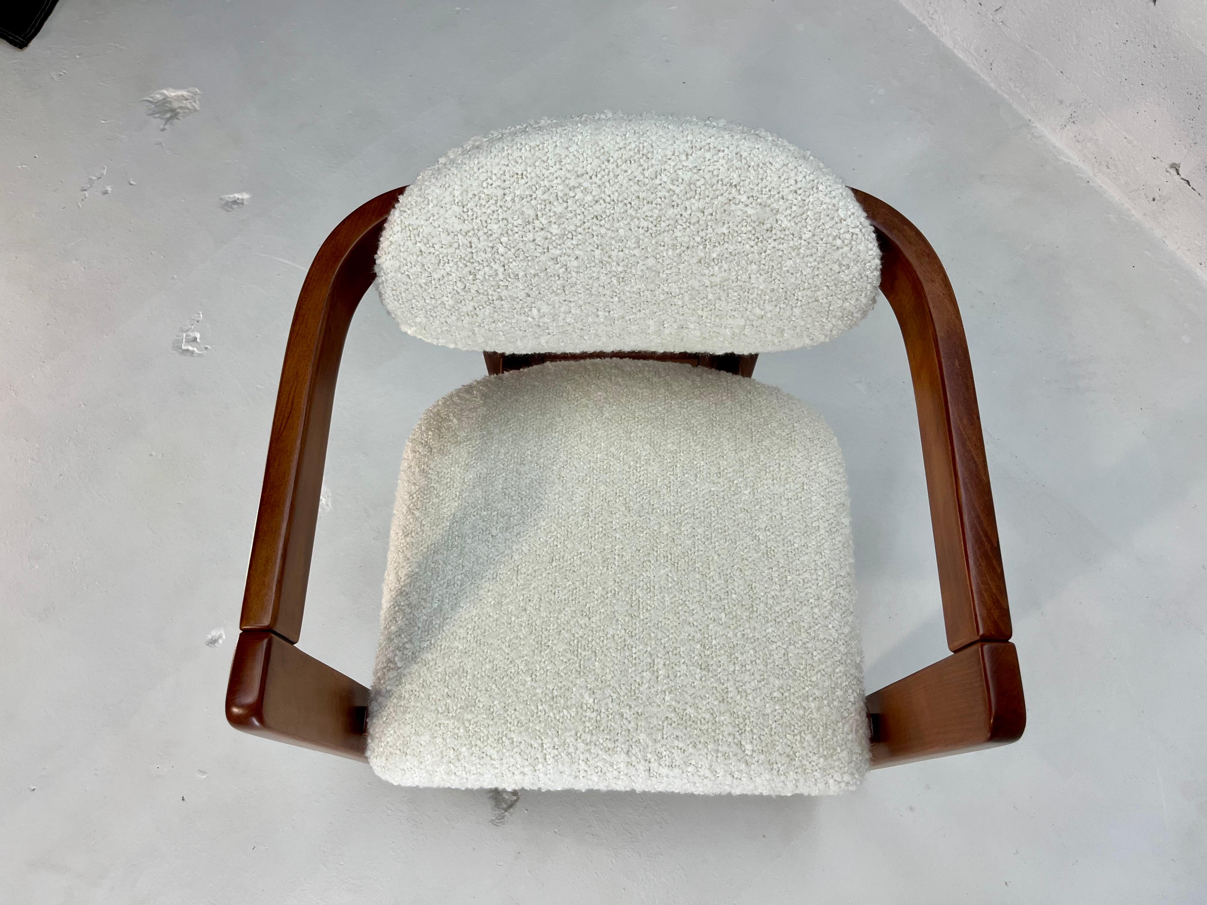 Sessel im Stil von Tobia Scarpa, Kravet Ivory Boucle, 1970er Jahre im Angebot 12