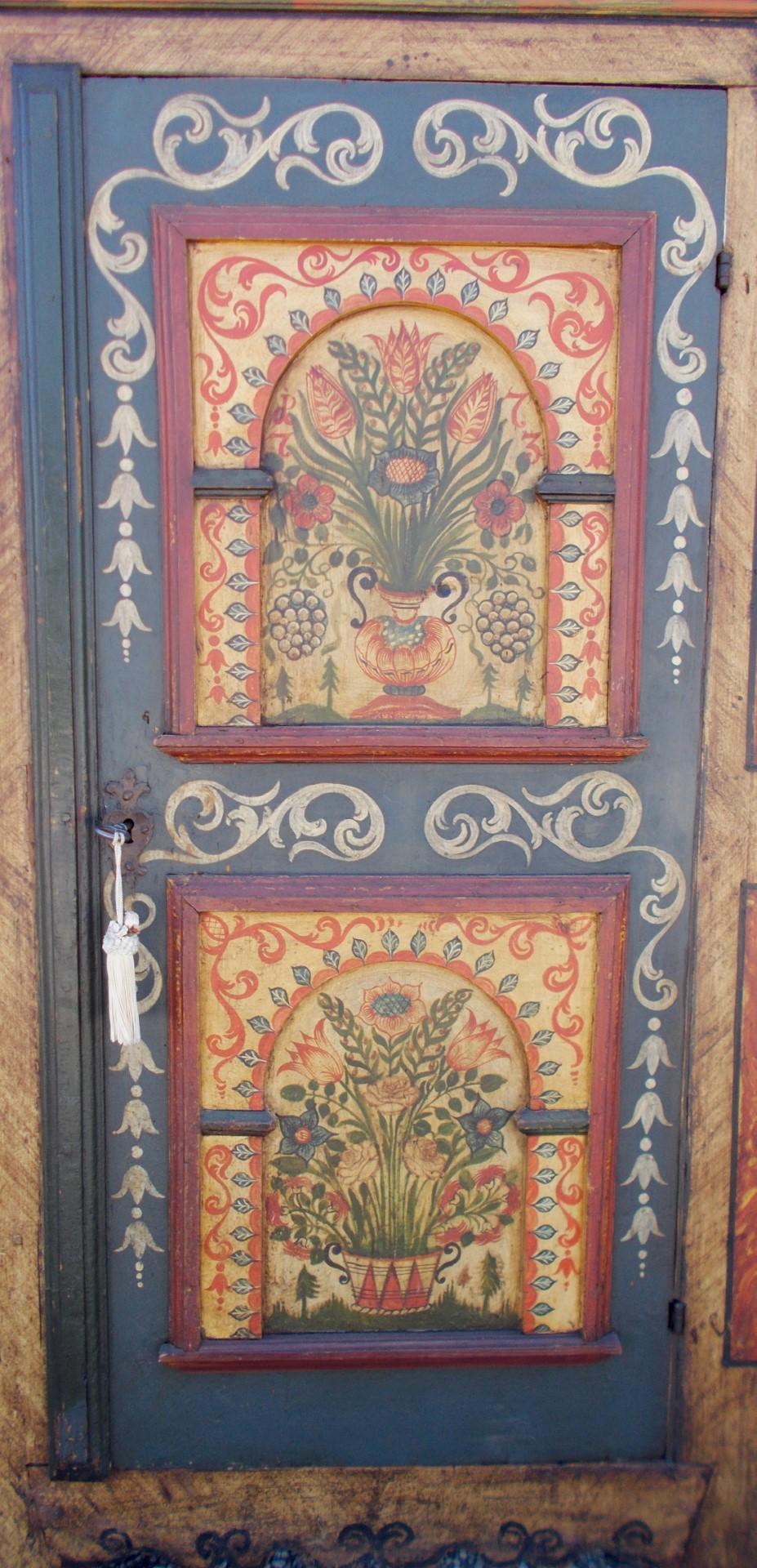 Hand-Painted Spruce cabinet decorated alpine peasant art style For Sale